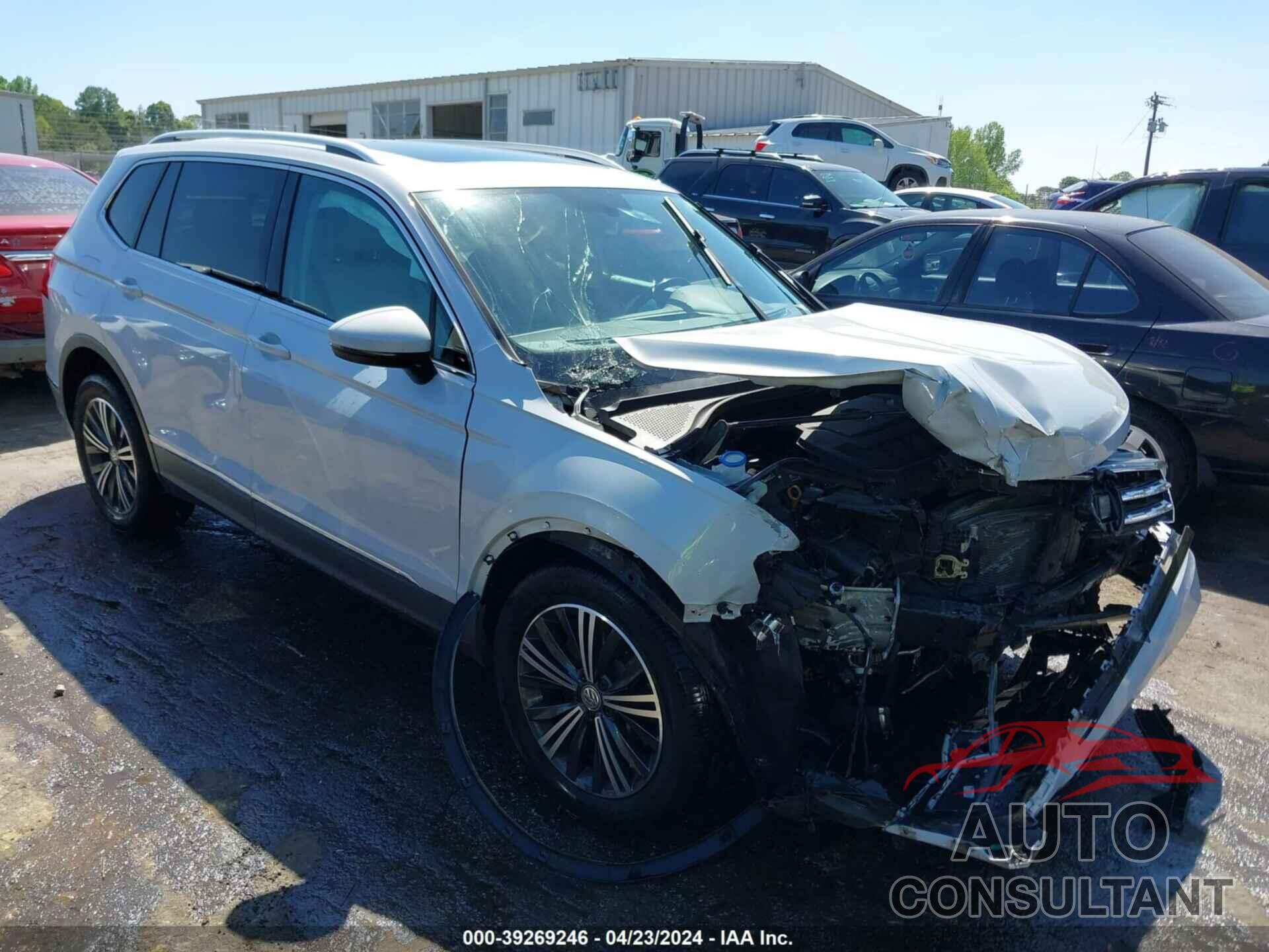 VOLKSWAGEN TIGUAN 2018 - 3VV2B7AX4JM009033