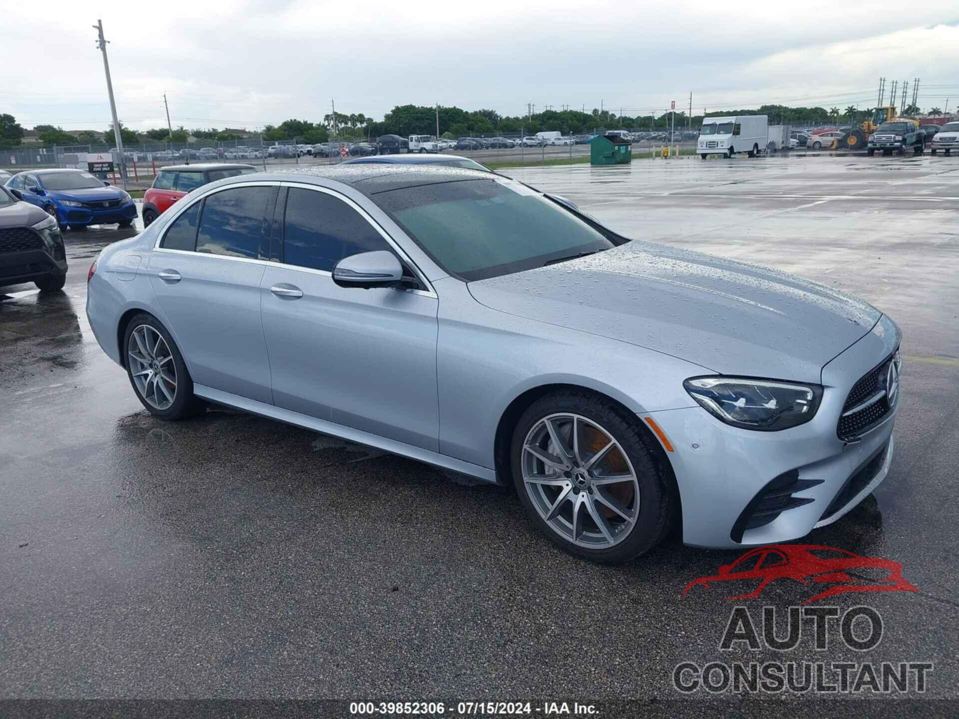 MERCEDES-BENZ E 350 2022 - W1KZF8DB2NB091533