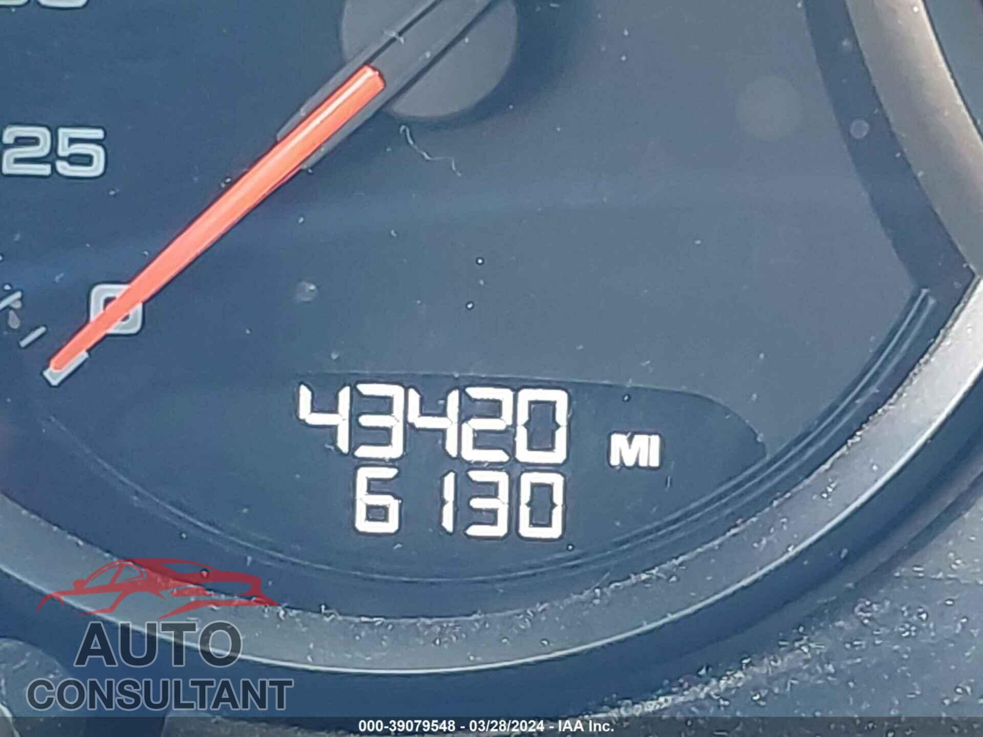 PORSCHE MACAN 2019 - WP1AA2A58KLB00726