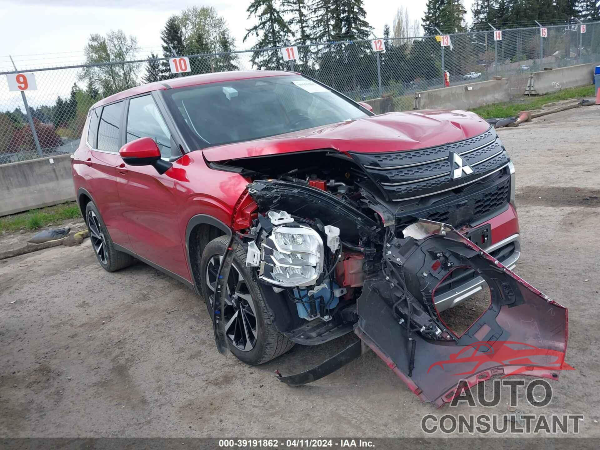 MITSUBISHI OUTLANDER 2023 - JA4J4UA82PZ024806