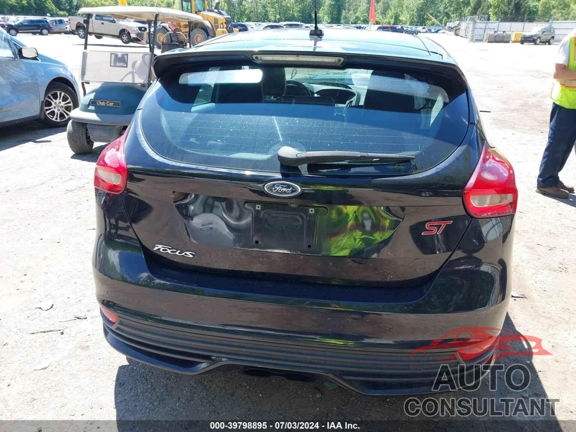 FORD FOCUS ST 2017 - 1FADP3L92HL347077