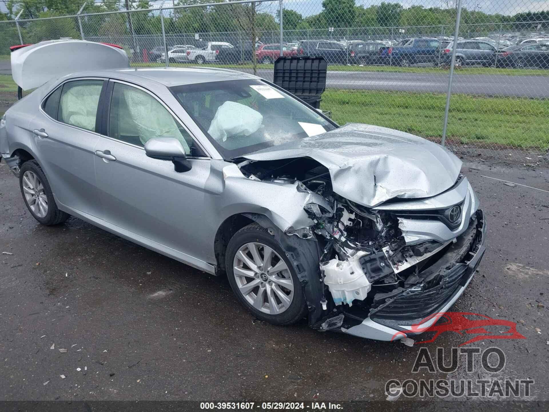 TOYOTA CAMRY 2018 - JTNB11HK3J3029800