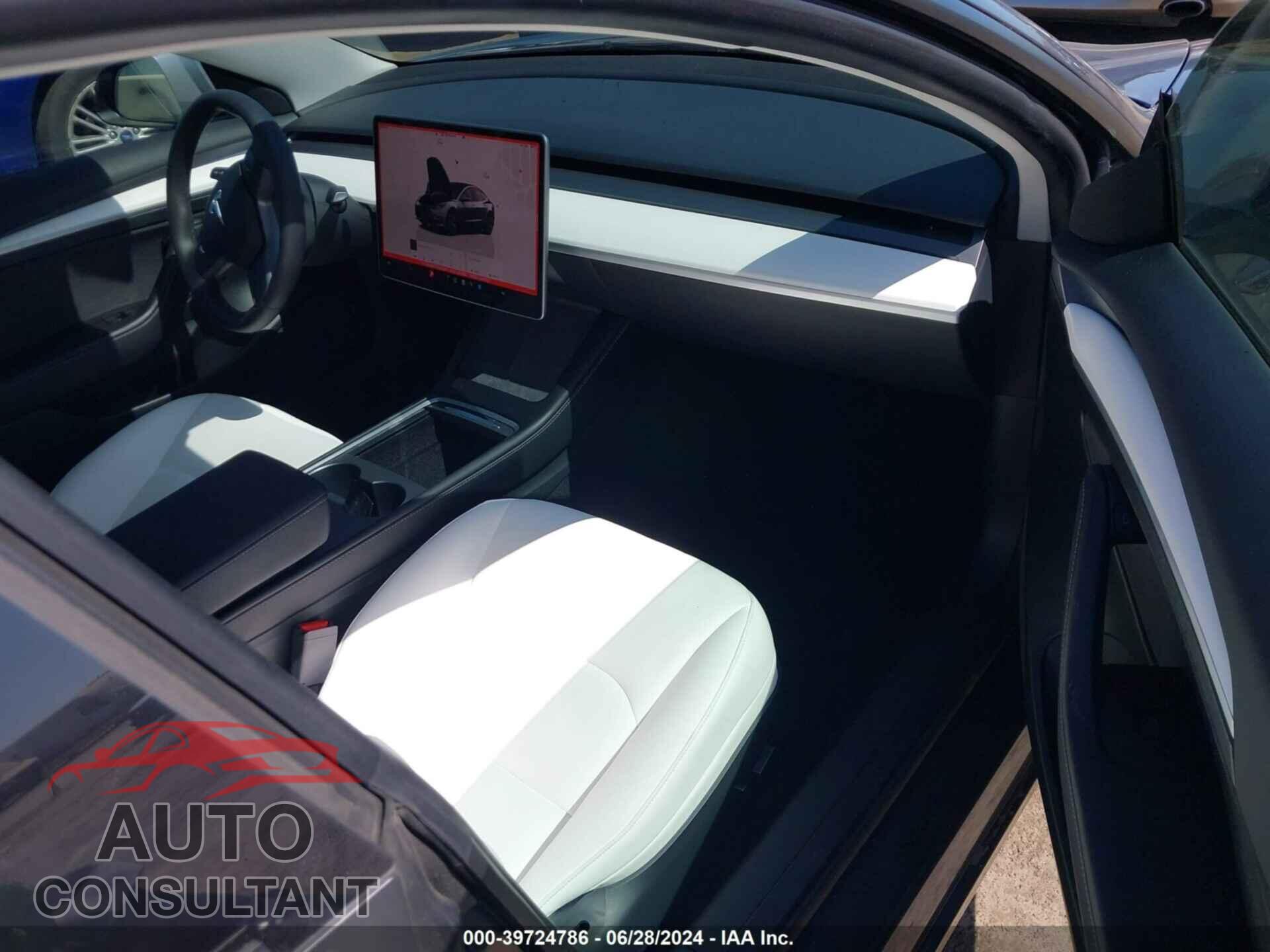 TESLA MODEL 3 2023 - 5YJ3E1EA5PF551848