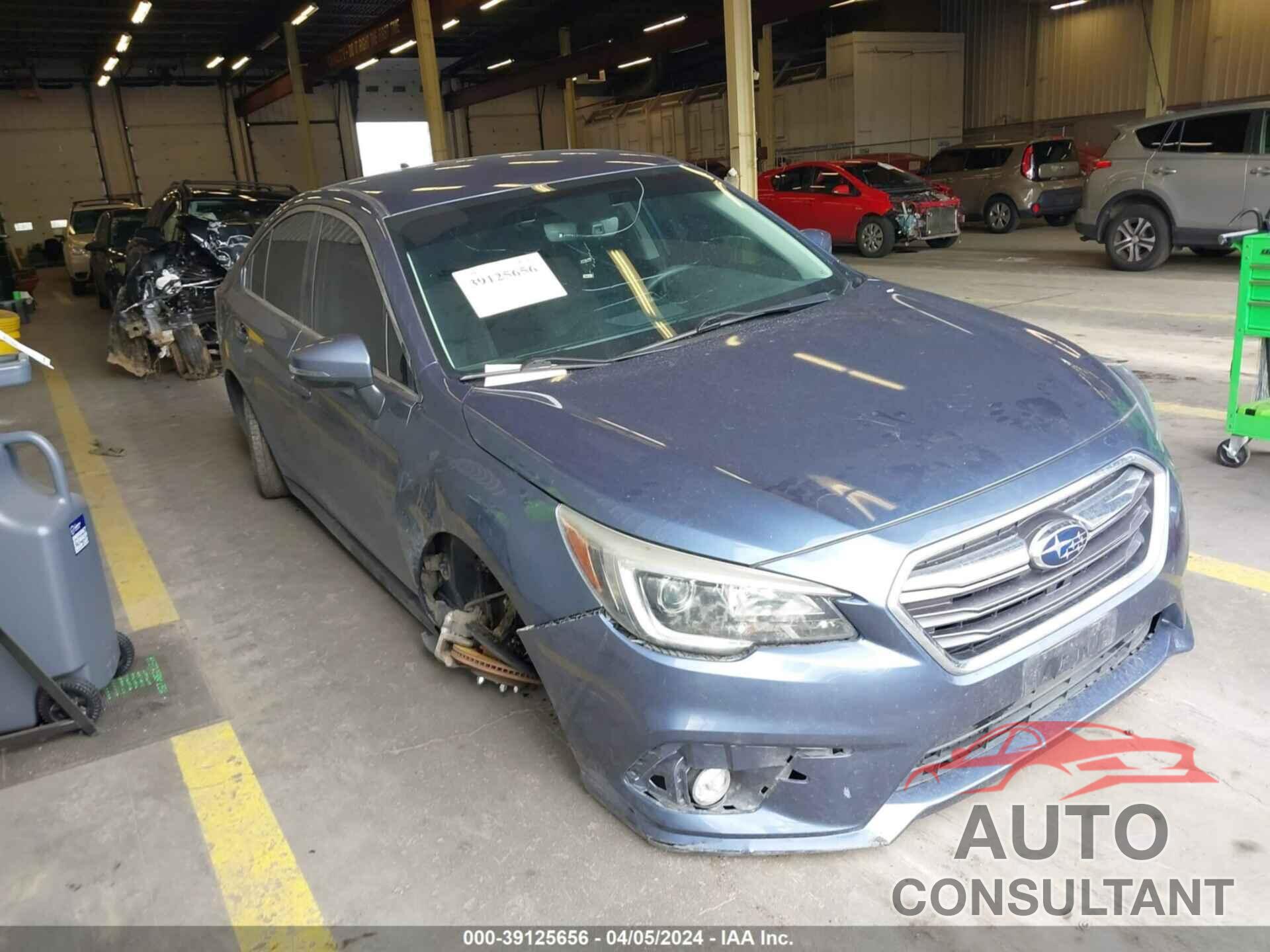 SUBARU LEGACY 2018 - 4S3BNAF66J3041373