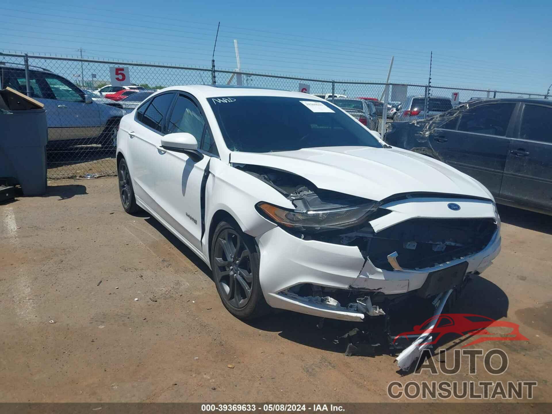 FORD FUSION HYBRID 2018 - 3FA6P0LU9JR137384