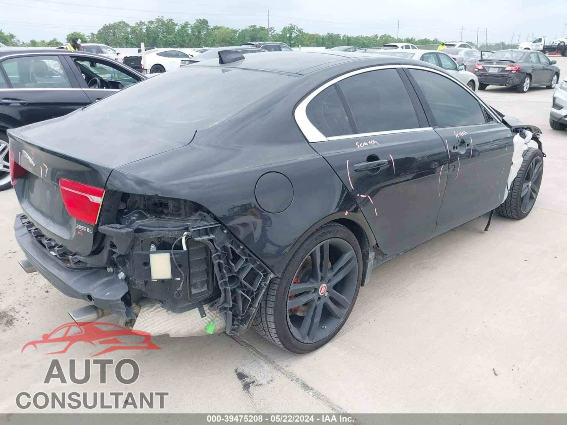 JAGUAR XE 2017 - SAJAE4BV2HCP12589