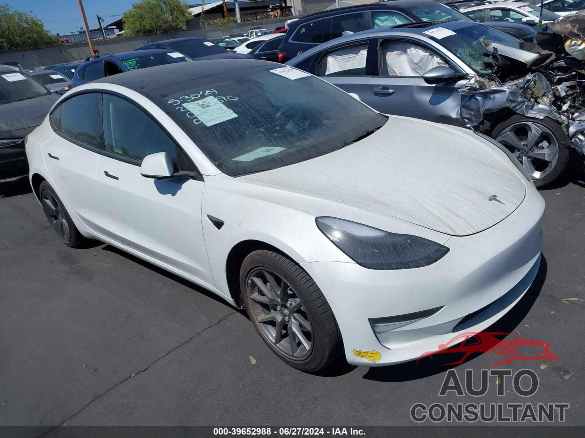 TESLA MODEL 3 2023 - 5YJ3E1EA3PF400135