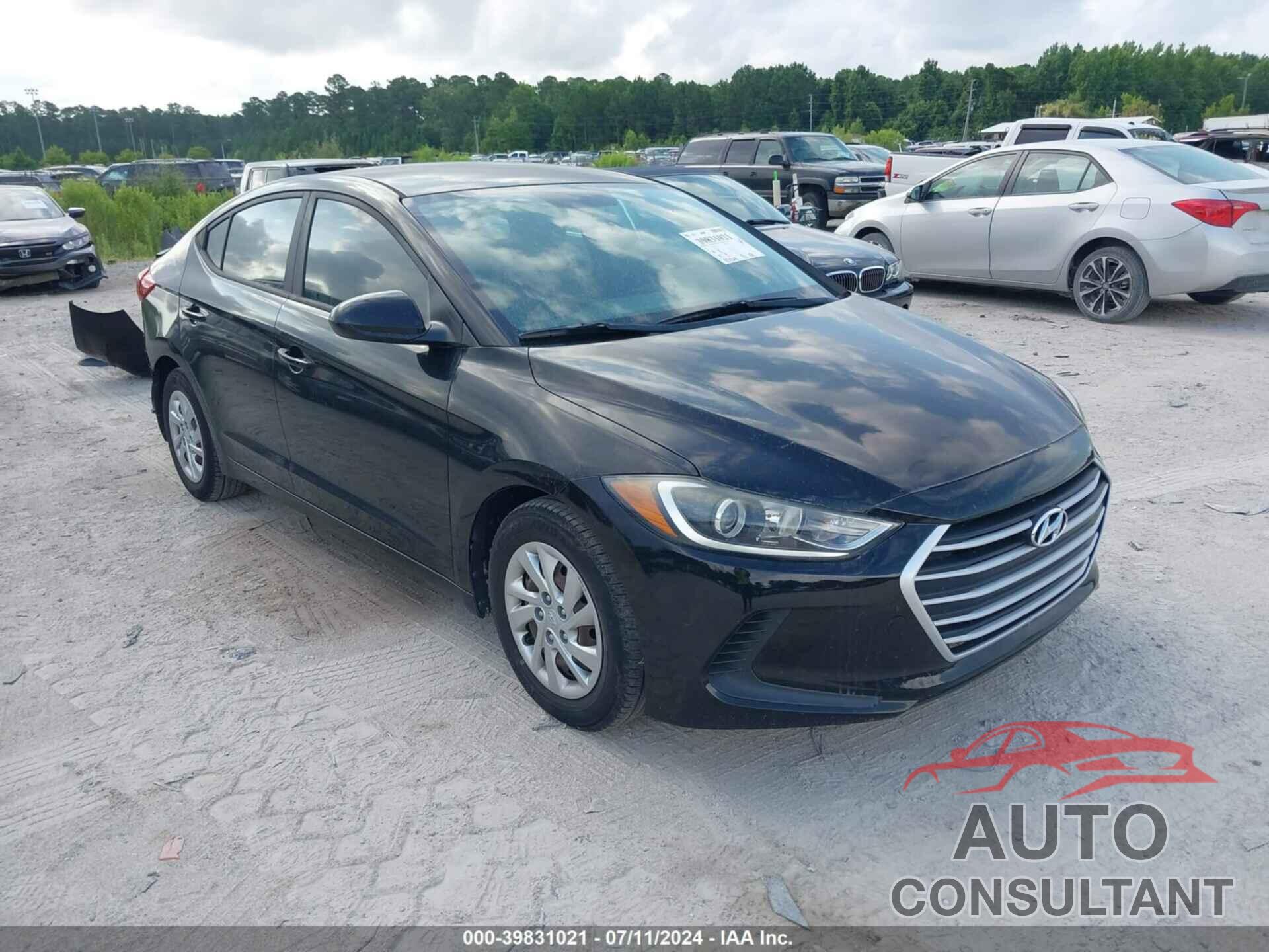 HYUNDAI ELANTRA 2017 - KMHD74LF2HU125523