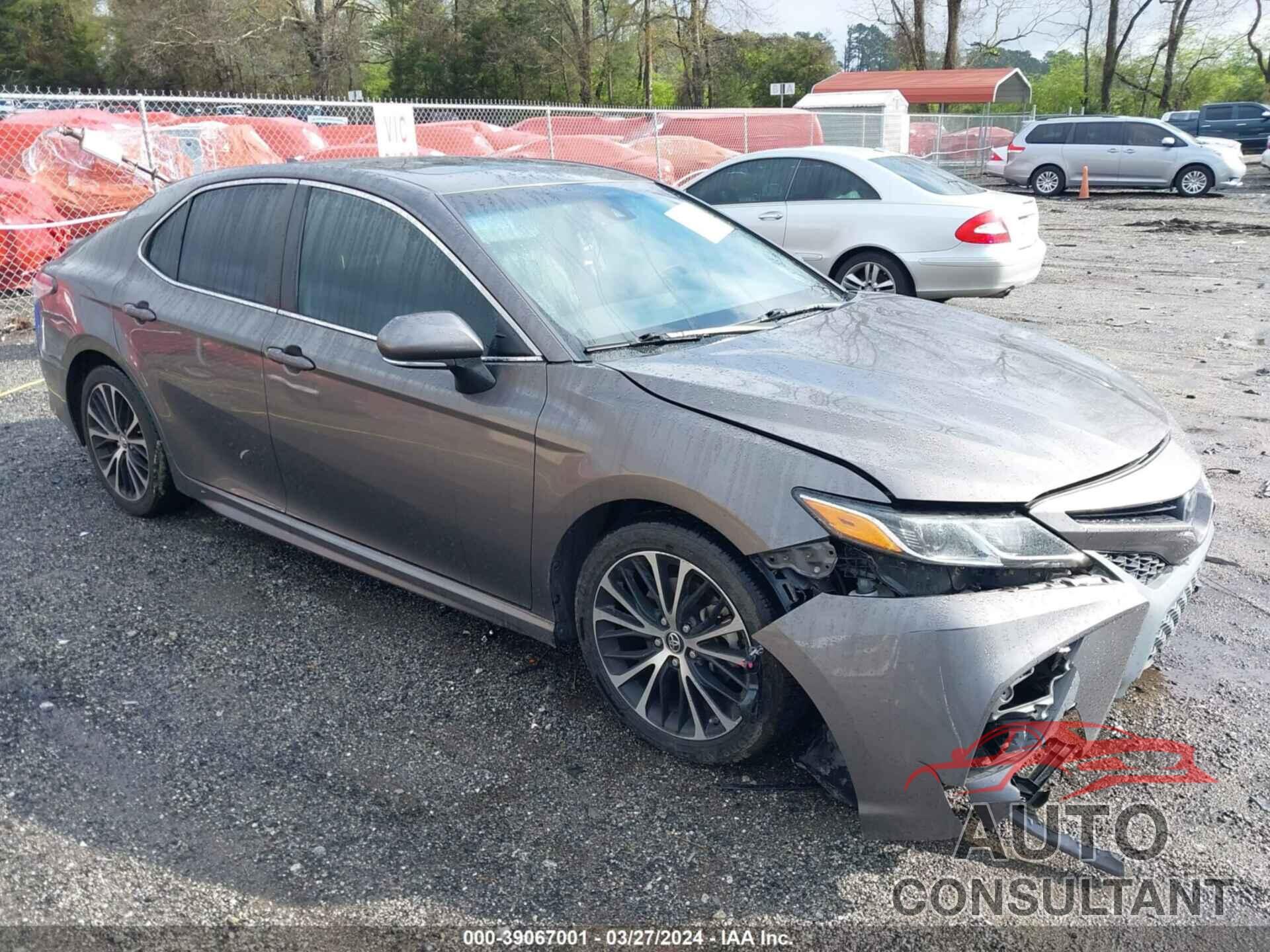 TOYOTA CAMRY 2019 - 4T1B11HK4KU812197