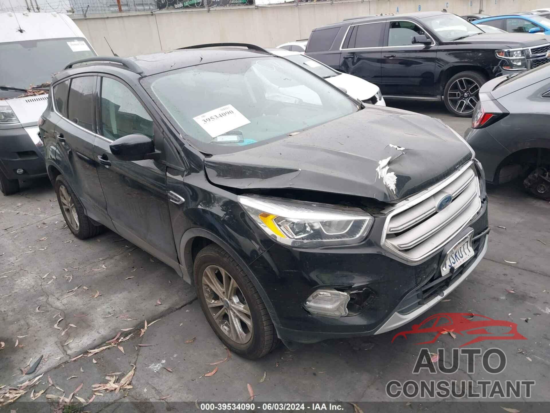 FORD ESCAPE 2018 - 1FMCU9HD1JUC80367