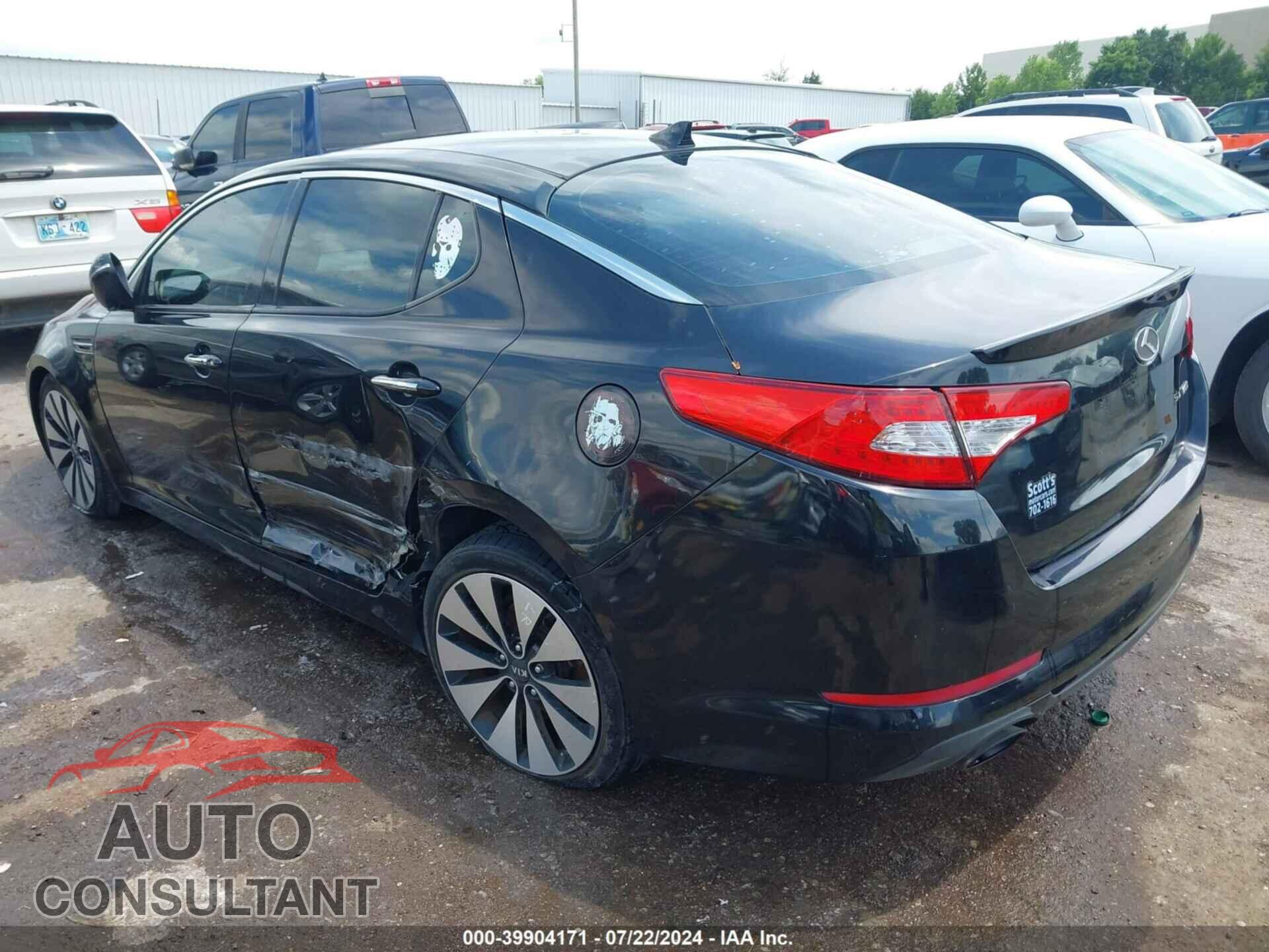 KIA OPTIMA 2011 - KNAGR4A69B5126357