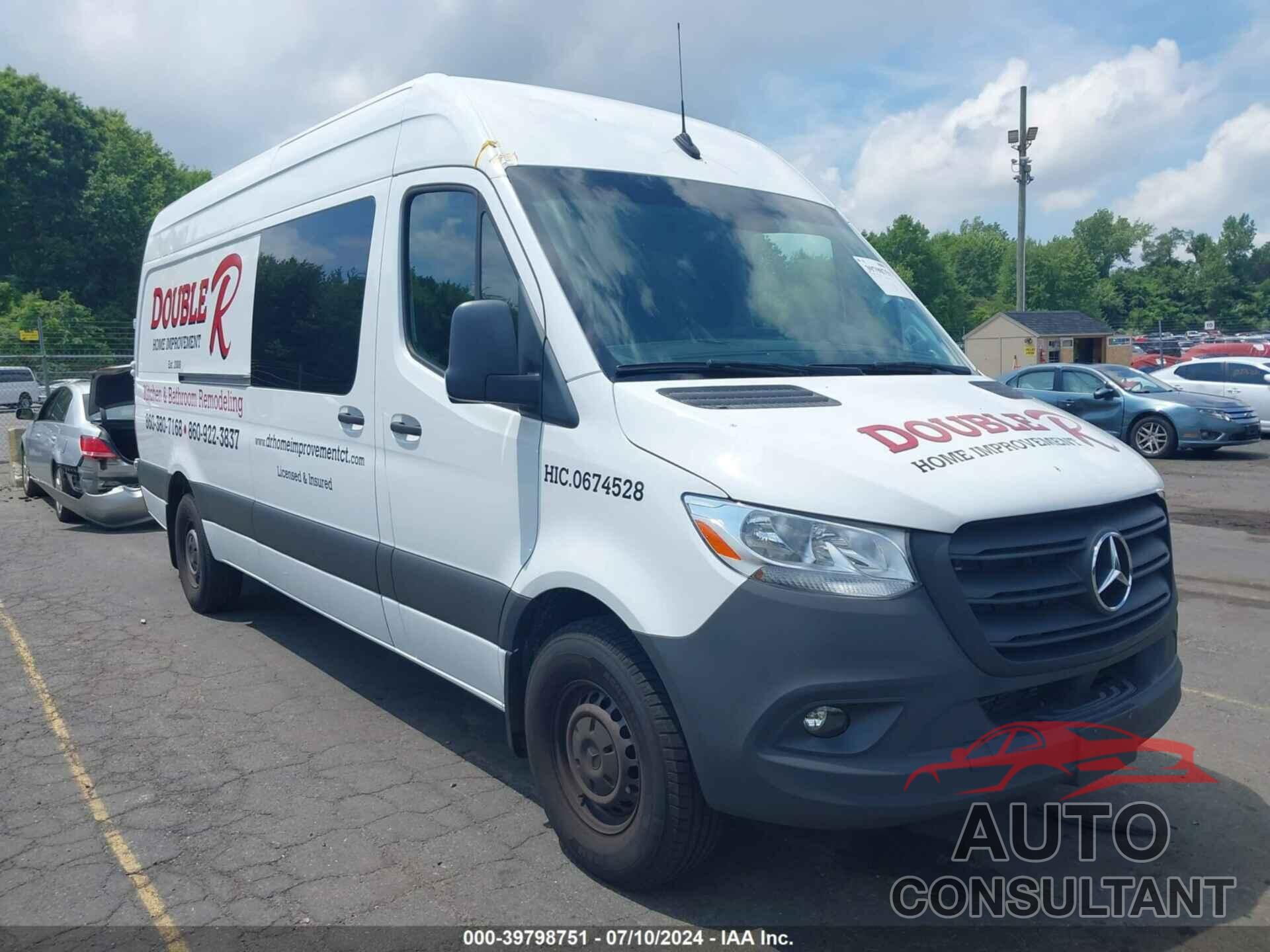 MERCEDES-BENZ SPRINTER 2500 2023 - W1Y40CHY5PT128302