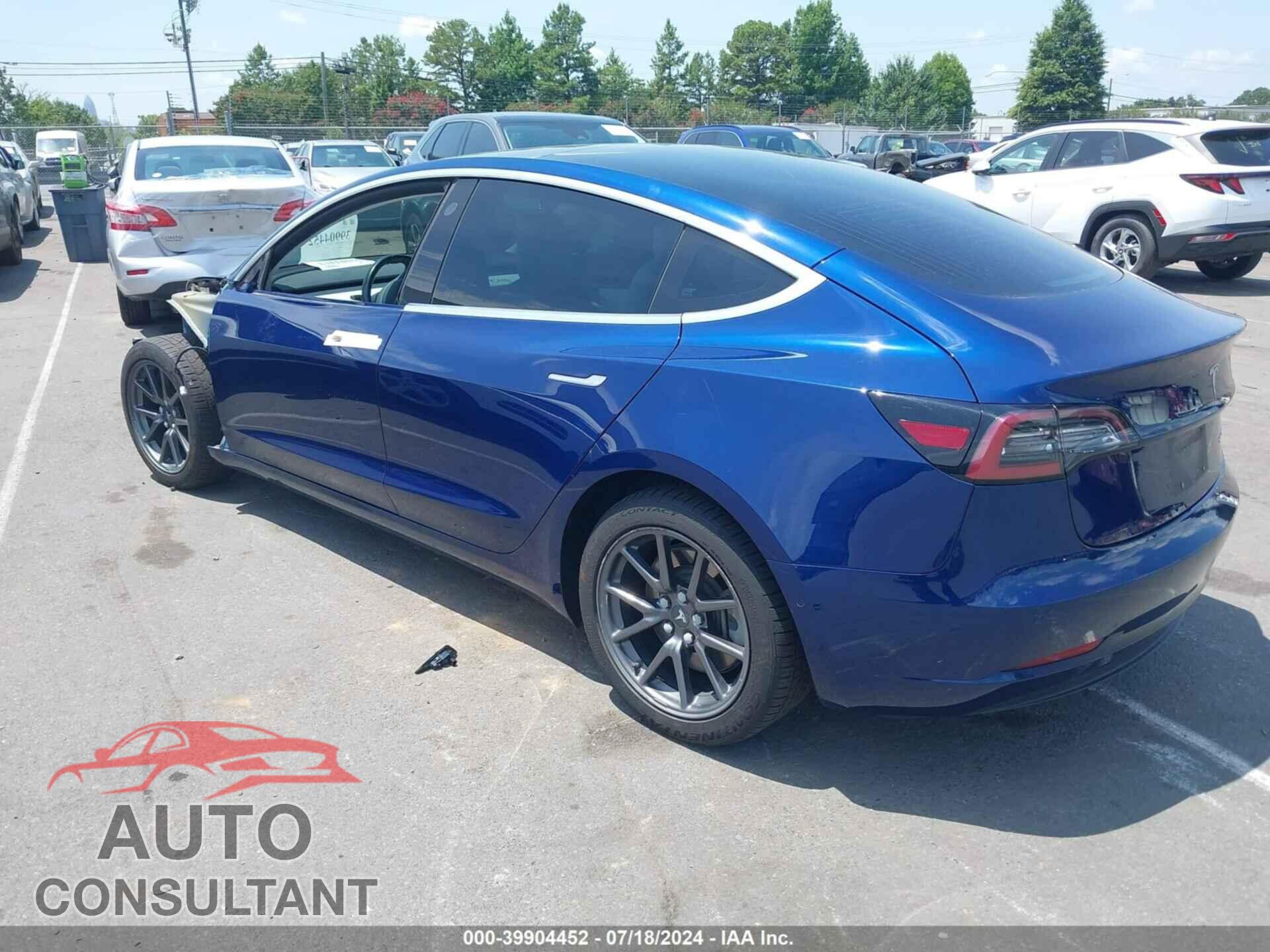 TESLA MODEL 3 2018 - 5YJ3E1EB9JF086099