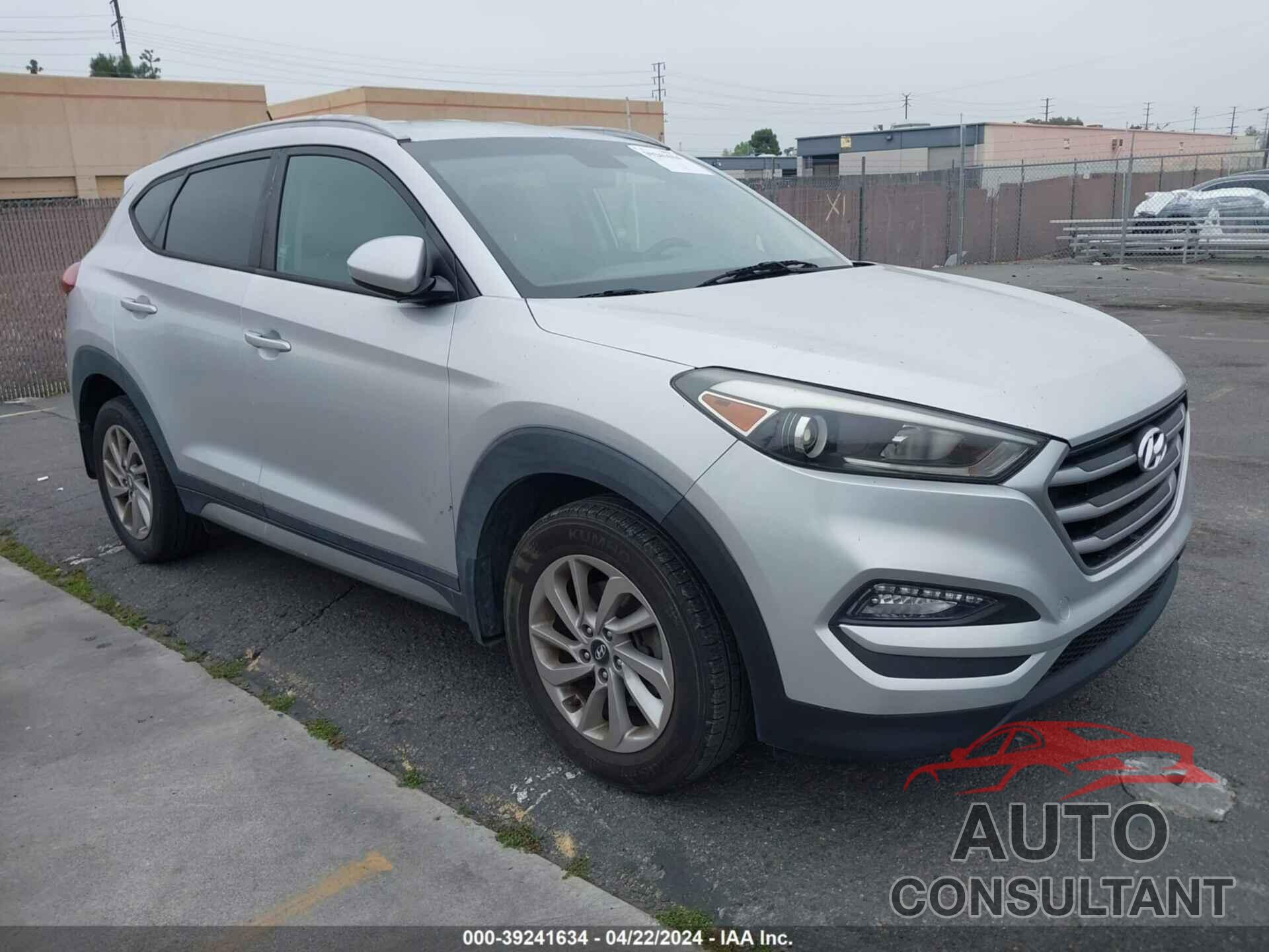 HYUNDAI TUCSON 2017 - KM8J33A47HU329437