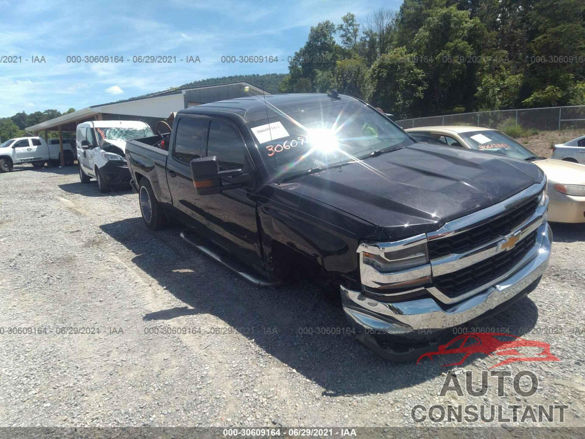 CHEVROLET SILVERADO 1500 2017 - 1GCUKNECXHF244758