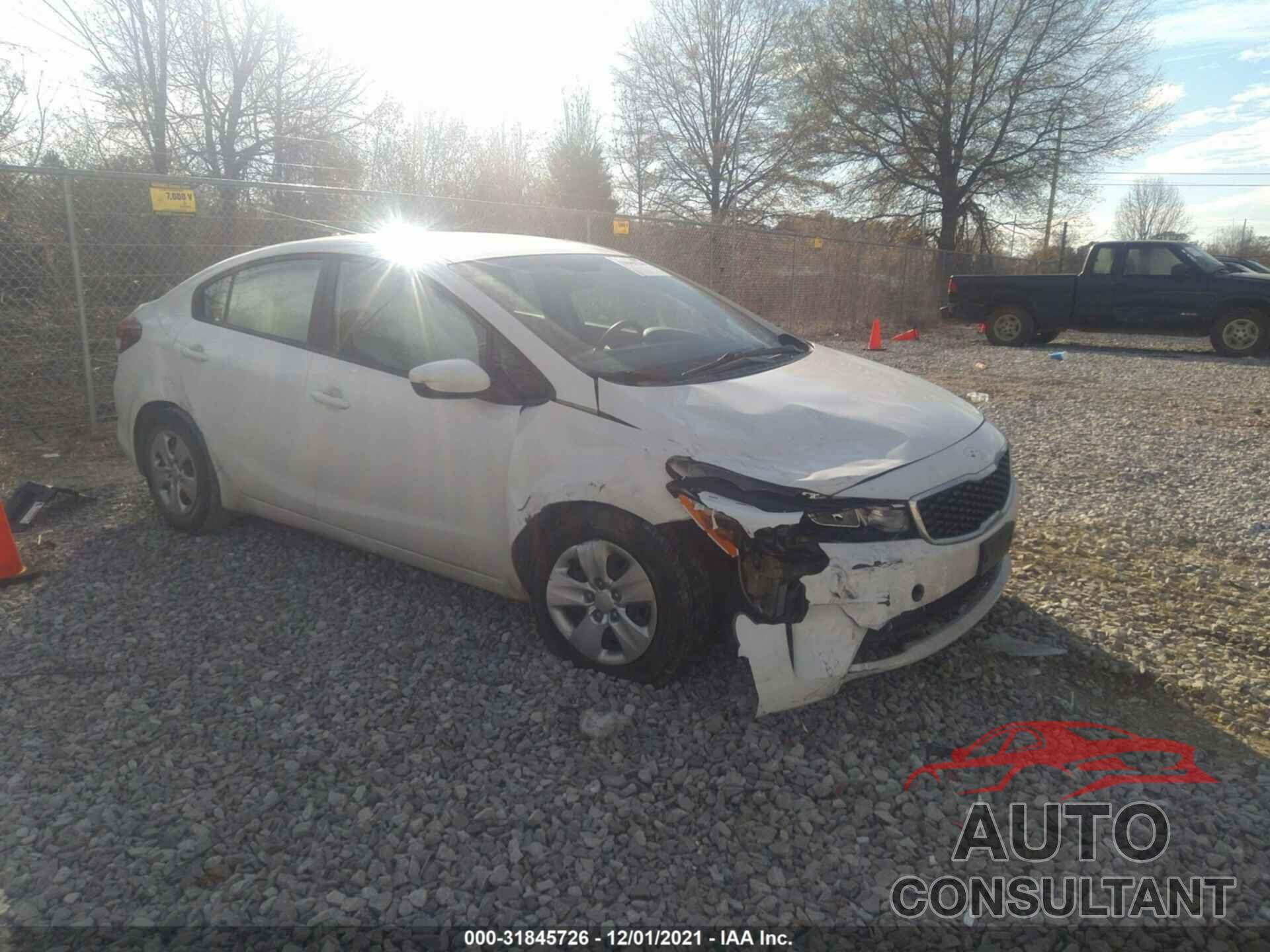 KIA FORTE 2018 - 3KPFK4A76JE234496