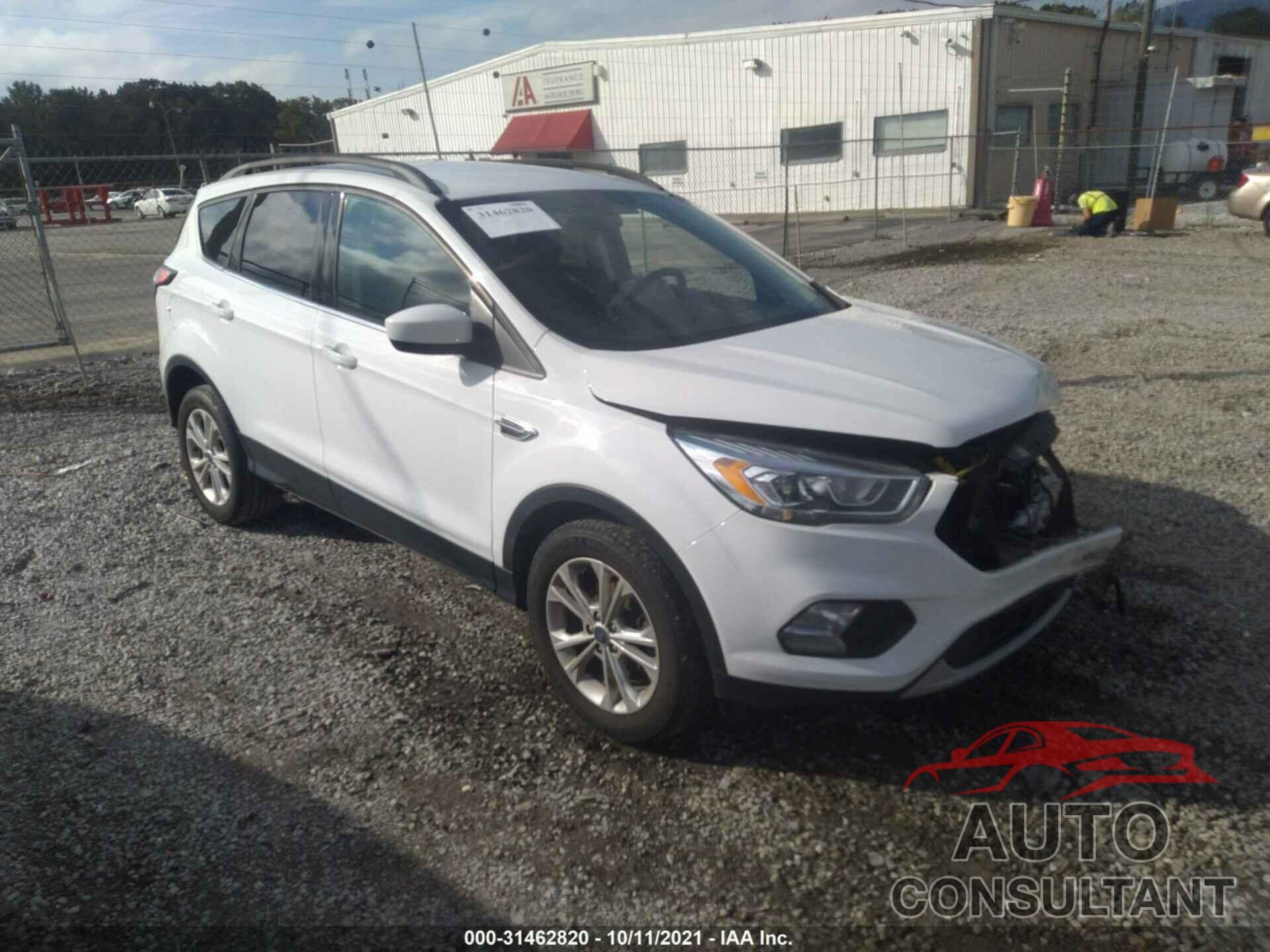 FORD ESCAPE 2017 - 1FMCU0GD0HUD27265