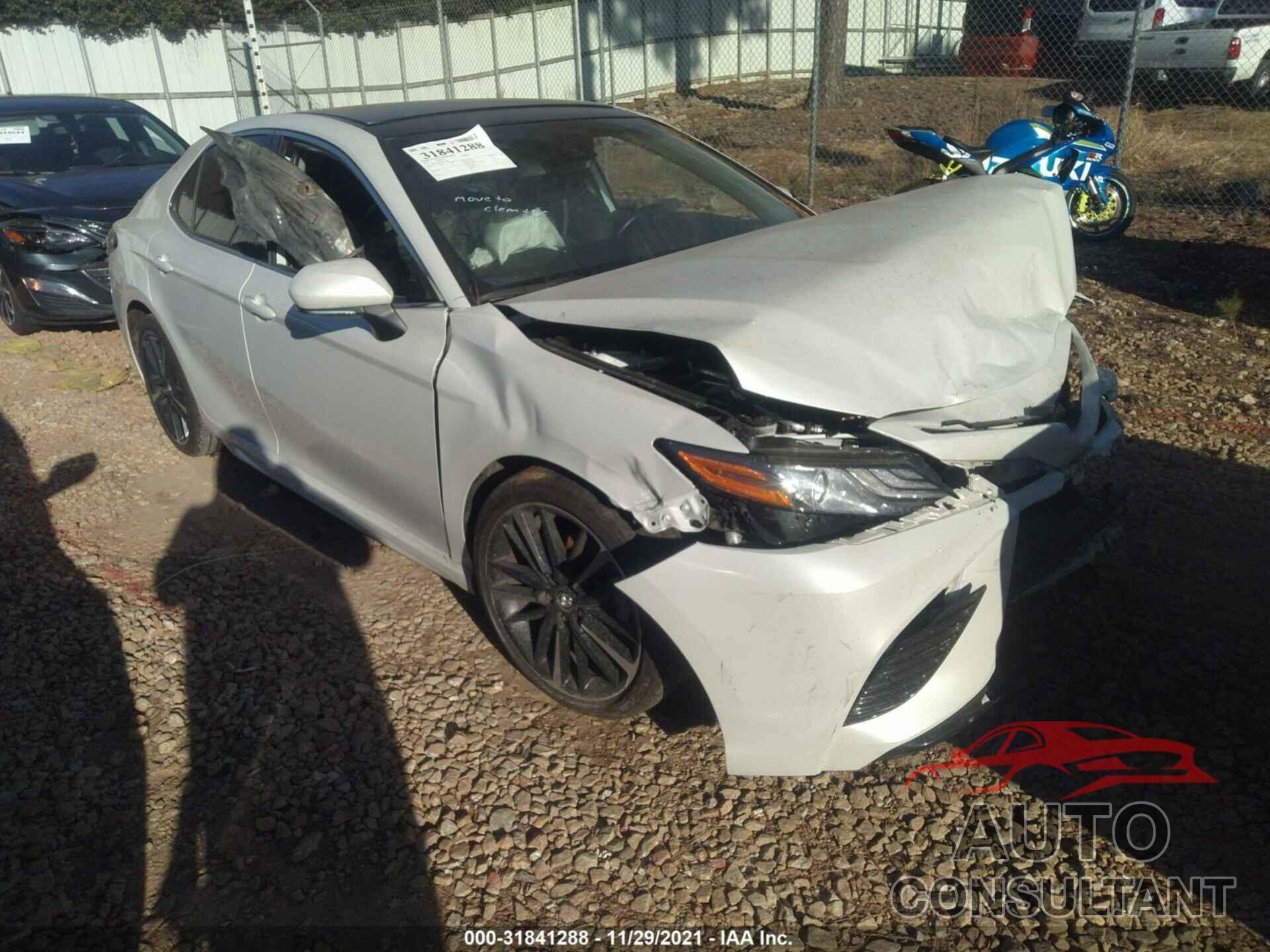 TOYOTA CAMRY 2019 - 4T1B61HK0KU761928