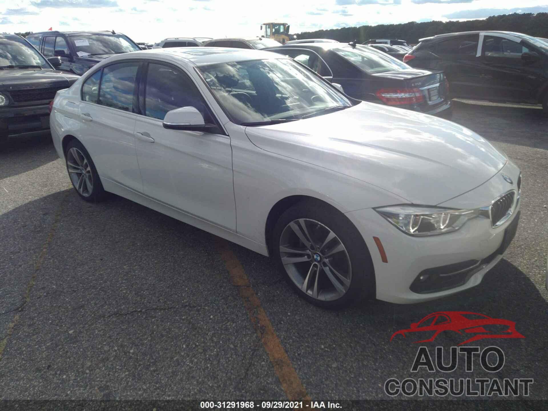 BMW 3 SERIES 2018 - WBA8D9G52JNU71582