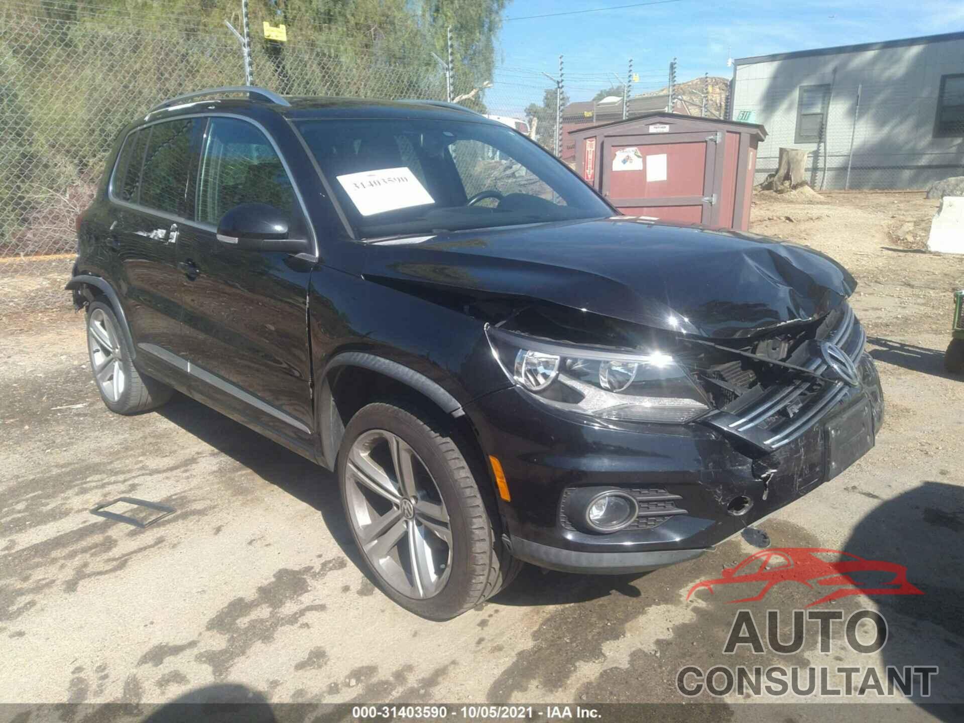 VOLKSWAGEN TIGUAN 2016 - WVGAV7AX3GW080567