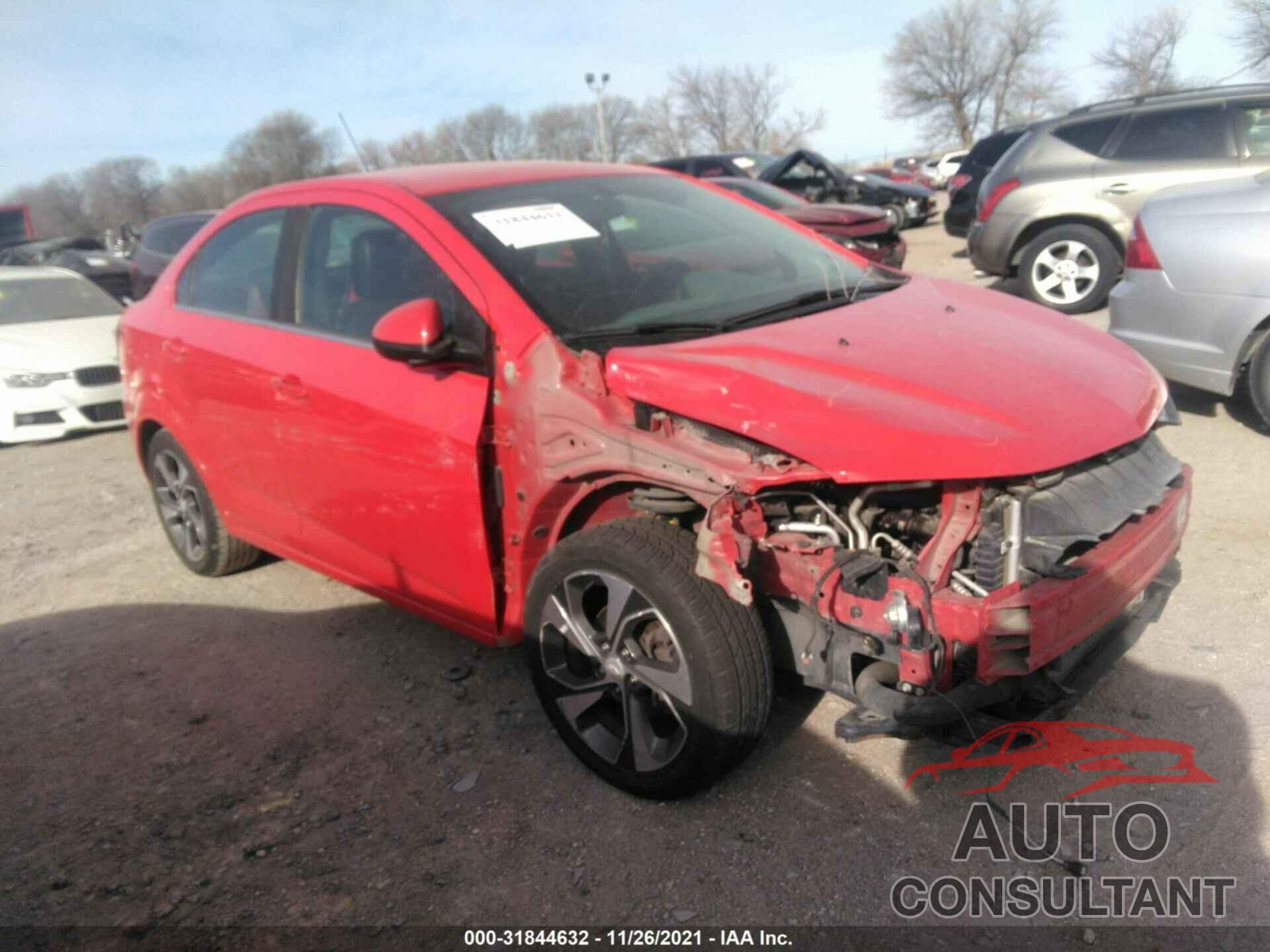 CHEVROLET SONIC 2017 - 1G1JF5SBXH4111229