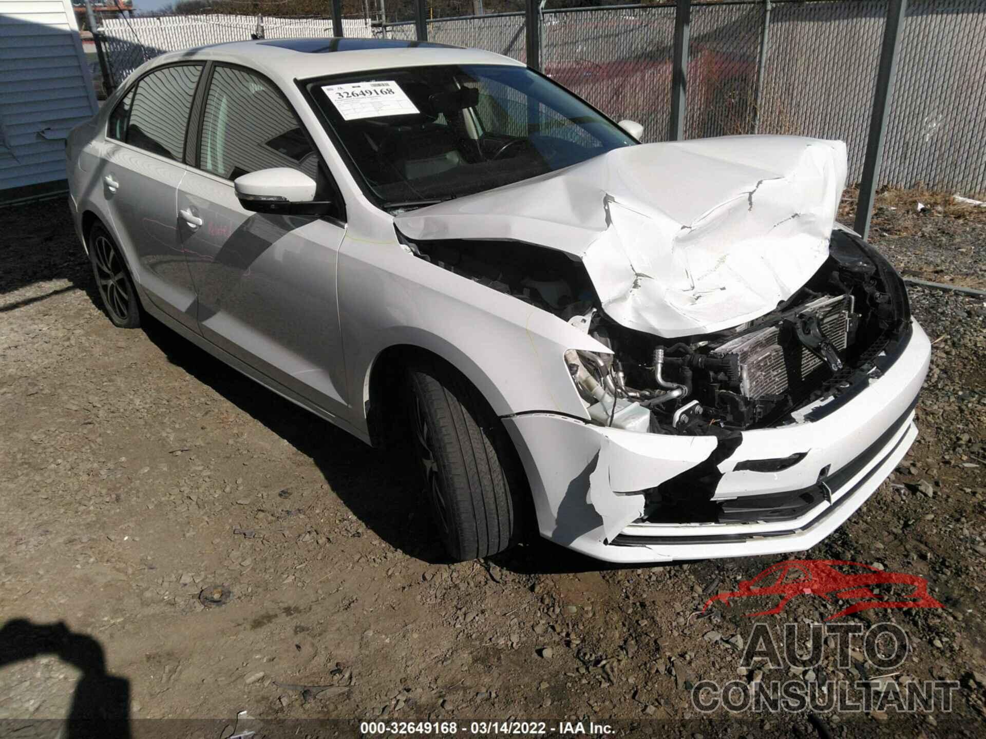 VOLKSWAGEN JETTA 2017 - 3VWDB7AJ7HM290559
