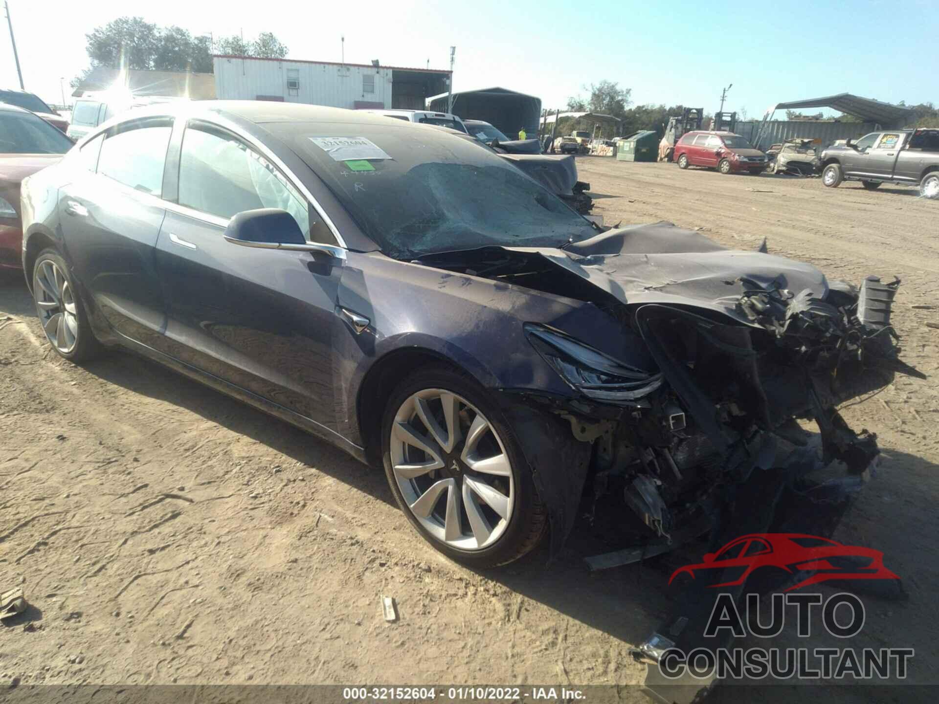 TESLA MODEL 3 2018 - 5YJ3E1EB0JF063620