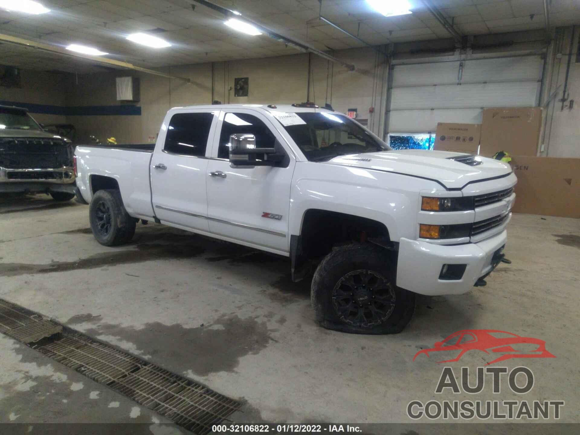 CHEVROLET SILVERADO 2500HD 2018 - 1GC1KWEY3JF108241