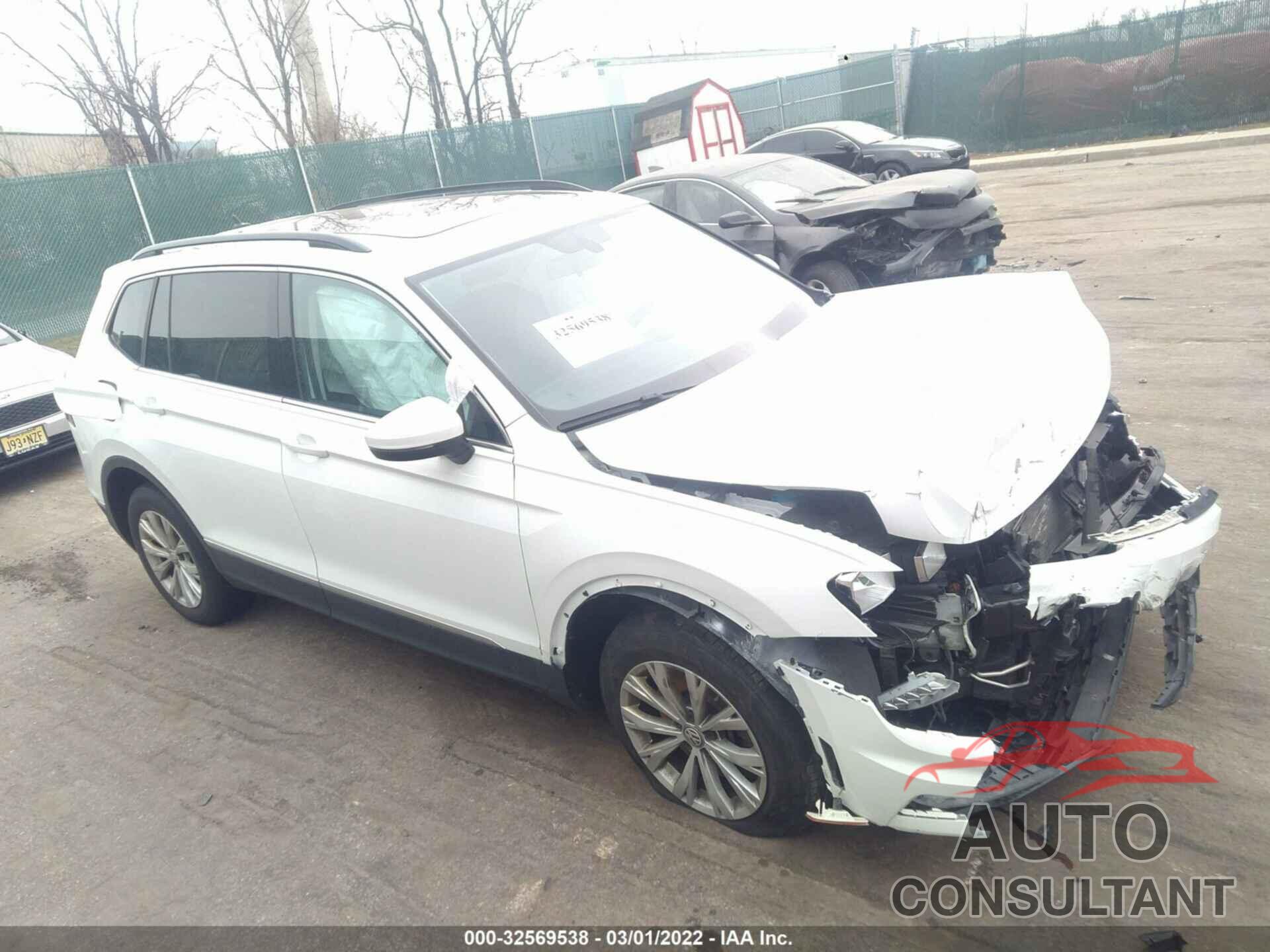 VOLKSWAGEN TIGUAN 2018 - 3VV2B7AX9JM167819