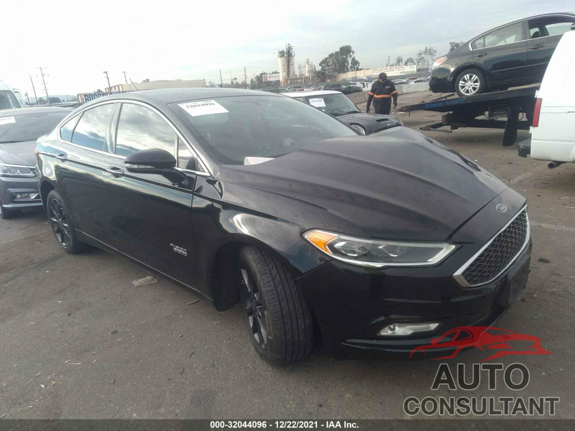 FORD FUSION ENERGI 2017 - 3FA6P0PU7HR379594