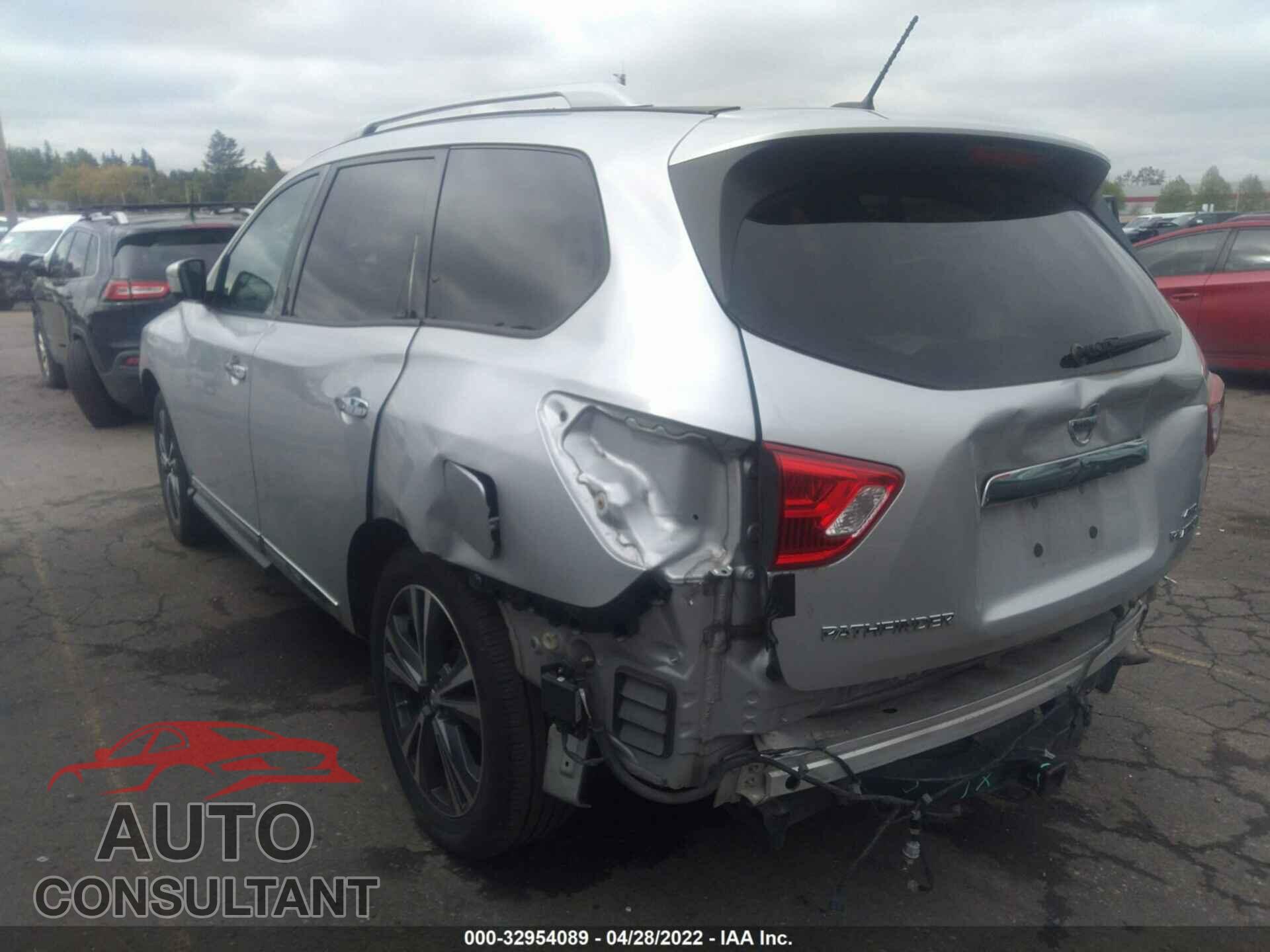 NISSAN PATHFINDER 2017 - 5N1DR2MM6HC610670