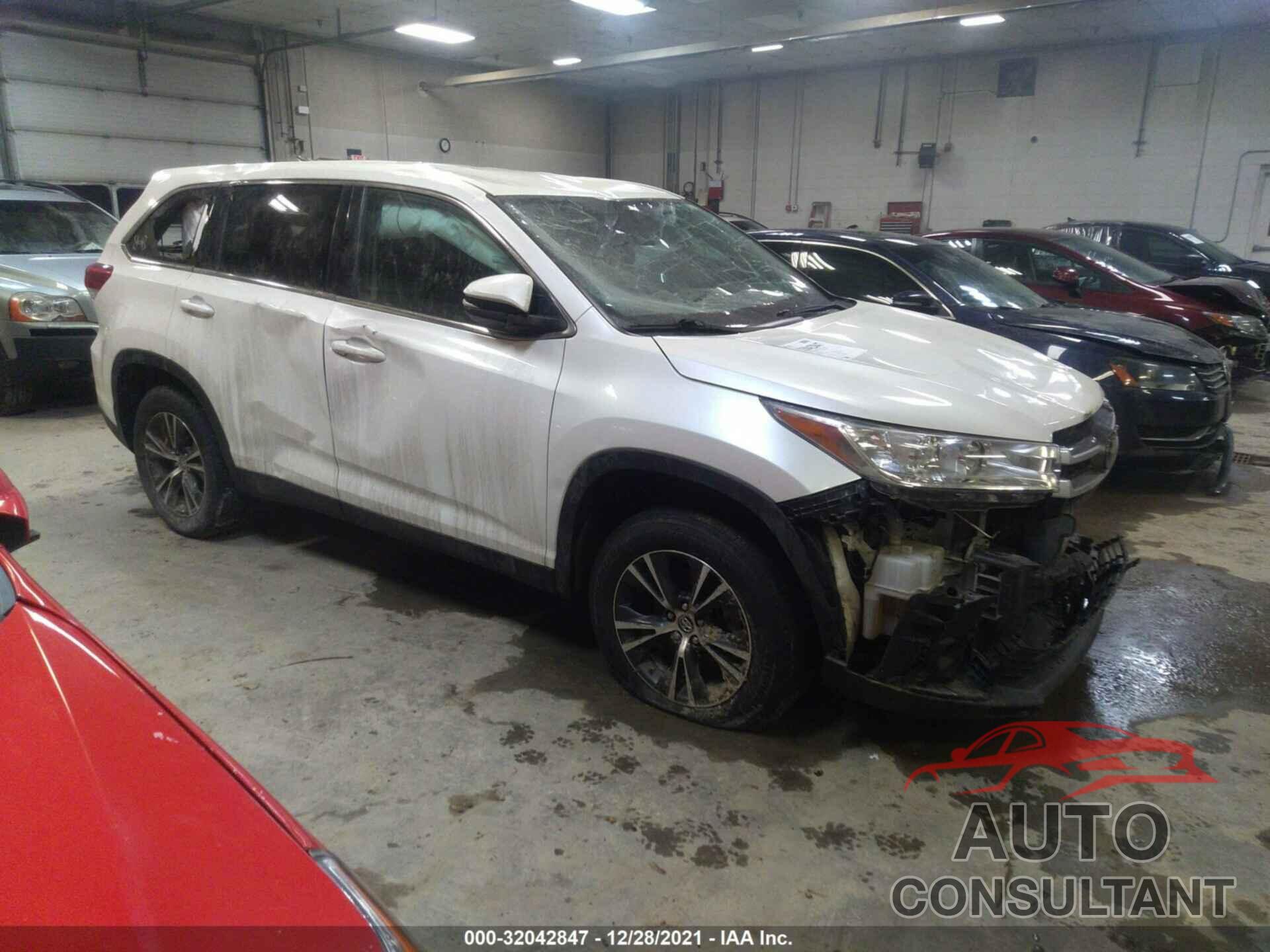 TOYOTA HIGHLANDER 2019 - 5TDZZRFH0KS313287