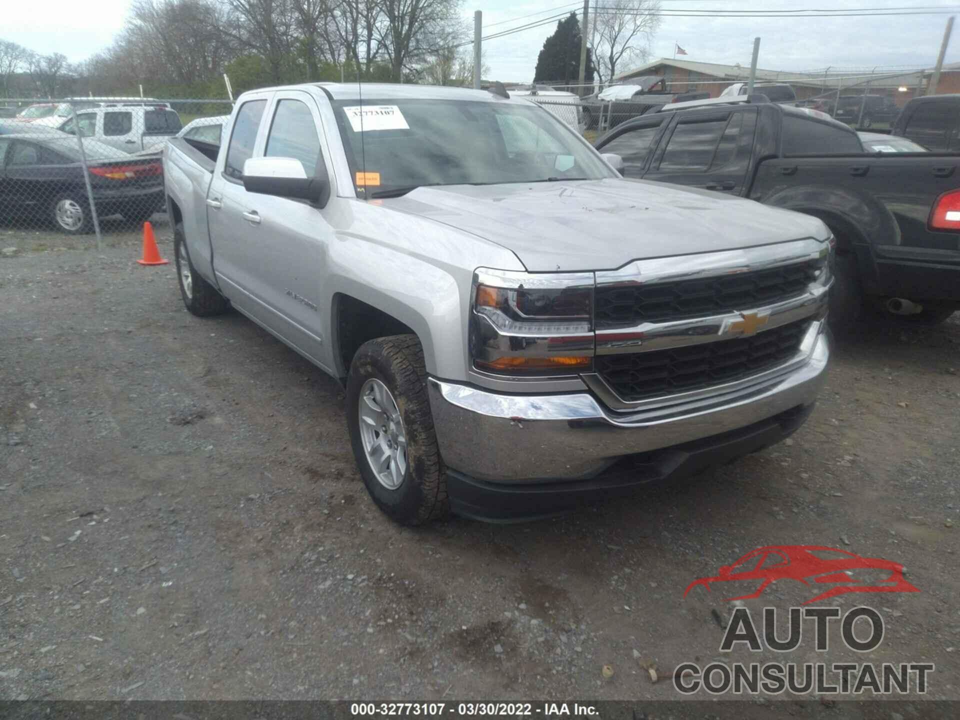 CHEVROLET SILVERADO 1500 2018 - 1GCVKREC6JZ151980