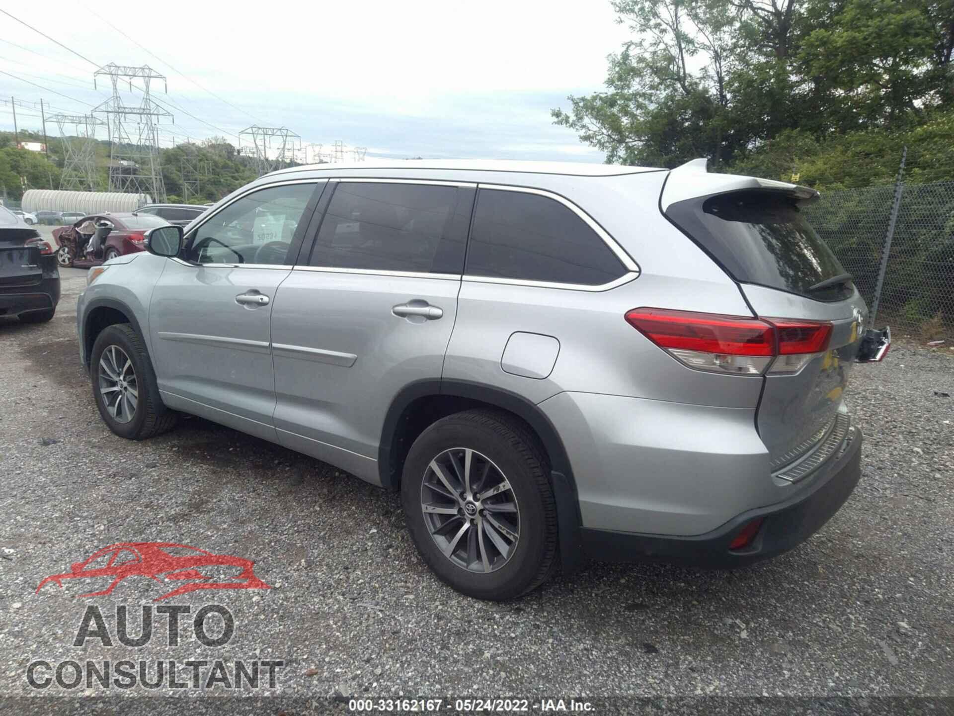 TOYOTA HIGHLANDER 2018 - 5TDJZRFH4JS525976