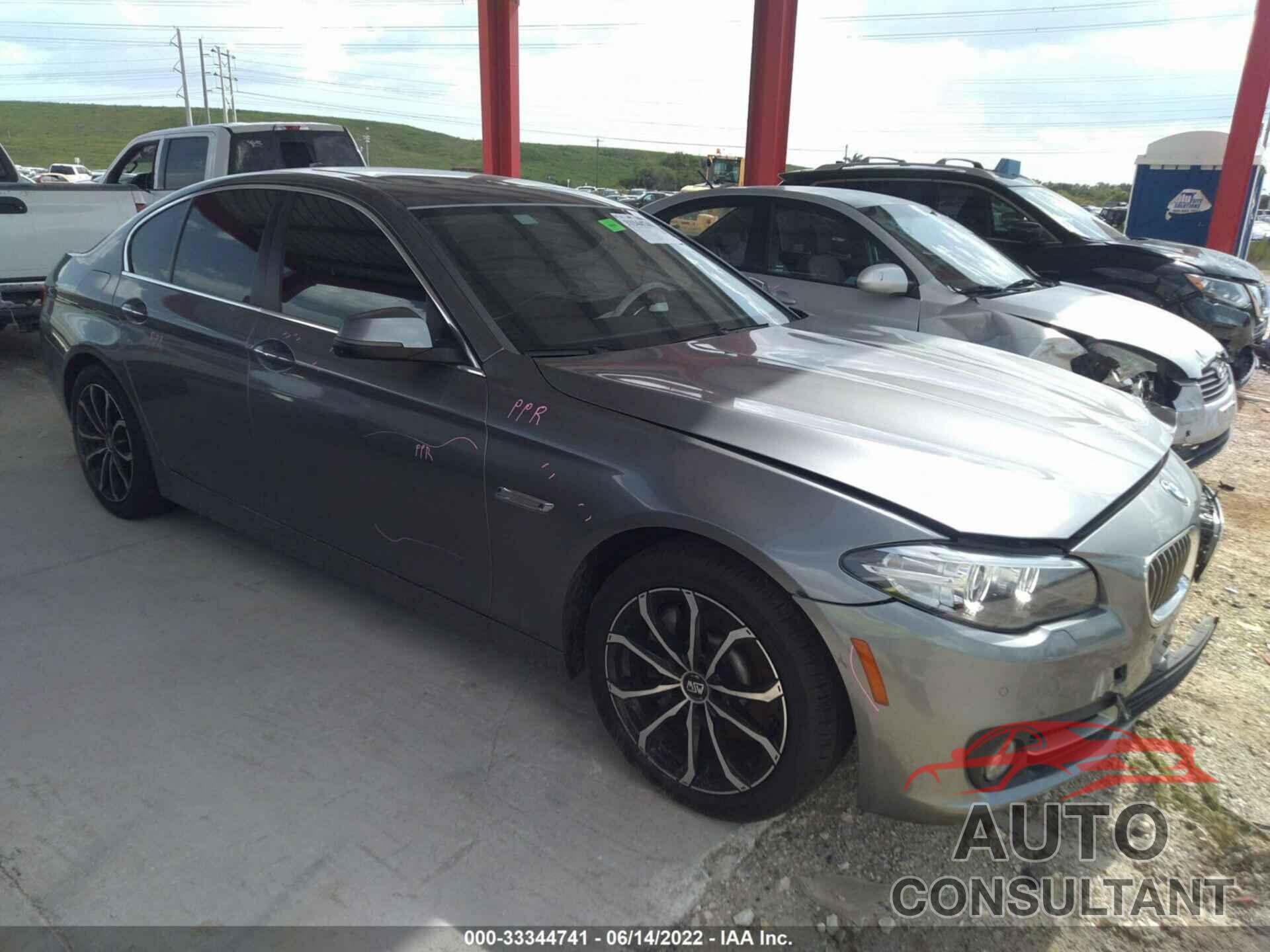 BMW 5 SERIES 2016 - WBA5B3C50GG254122