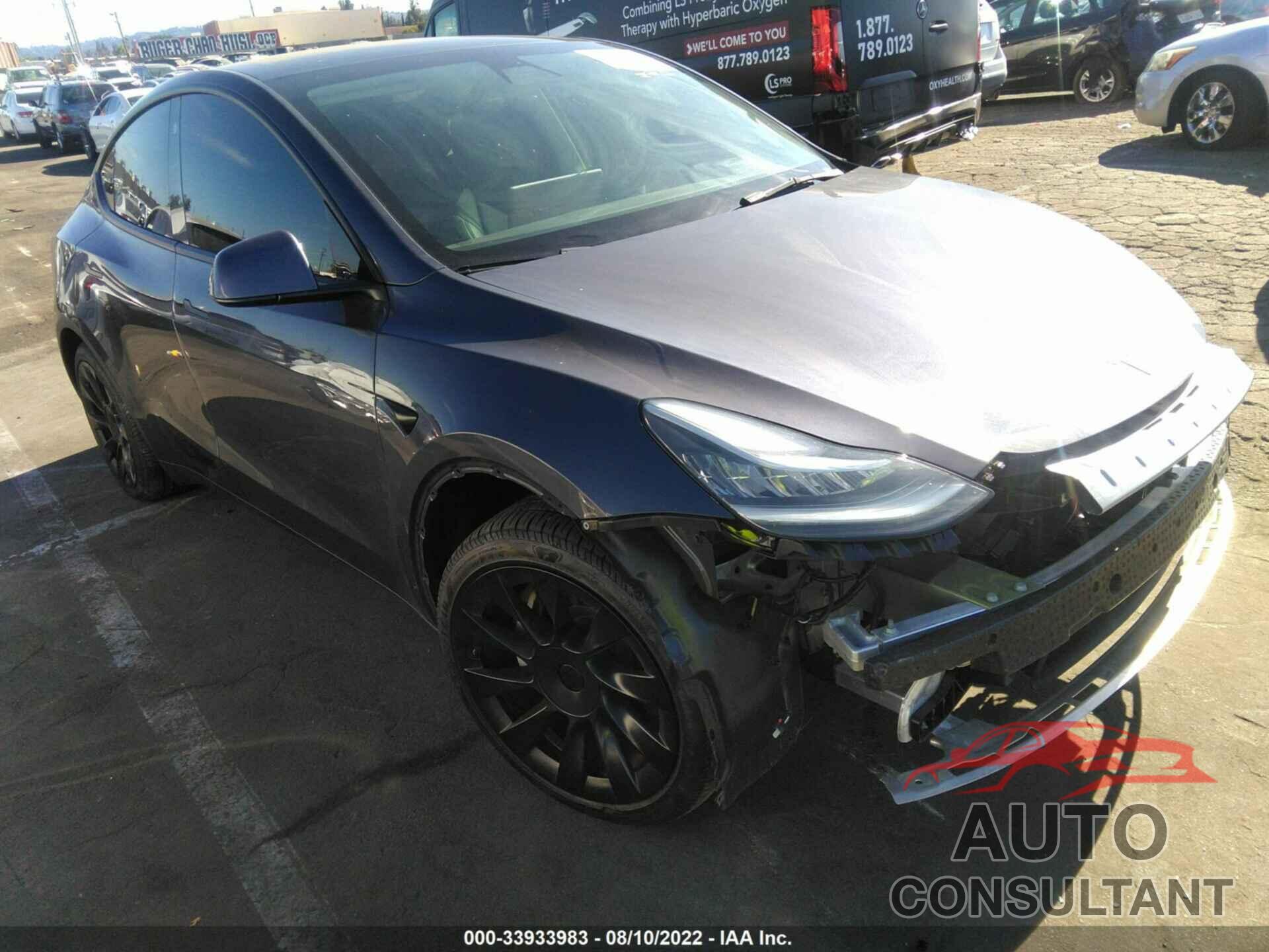 TESLA MODEL Y 2021 - 5YJYGDEEXMF218190