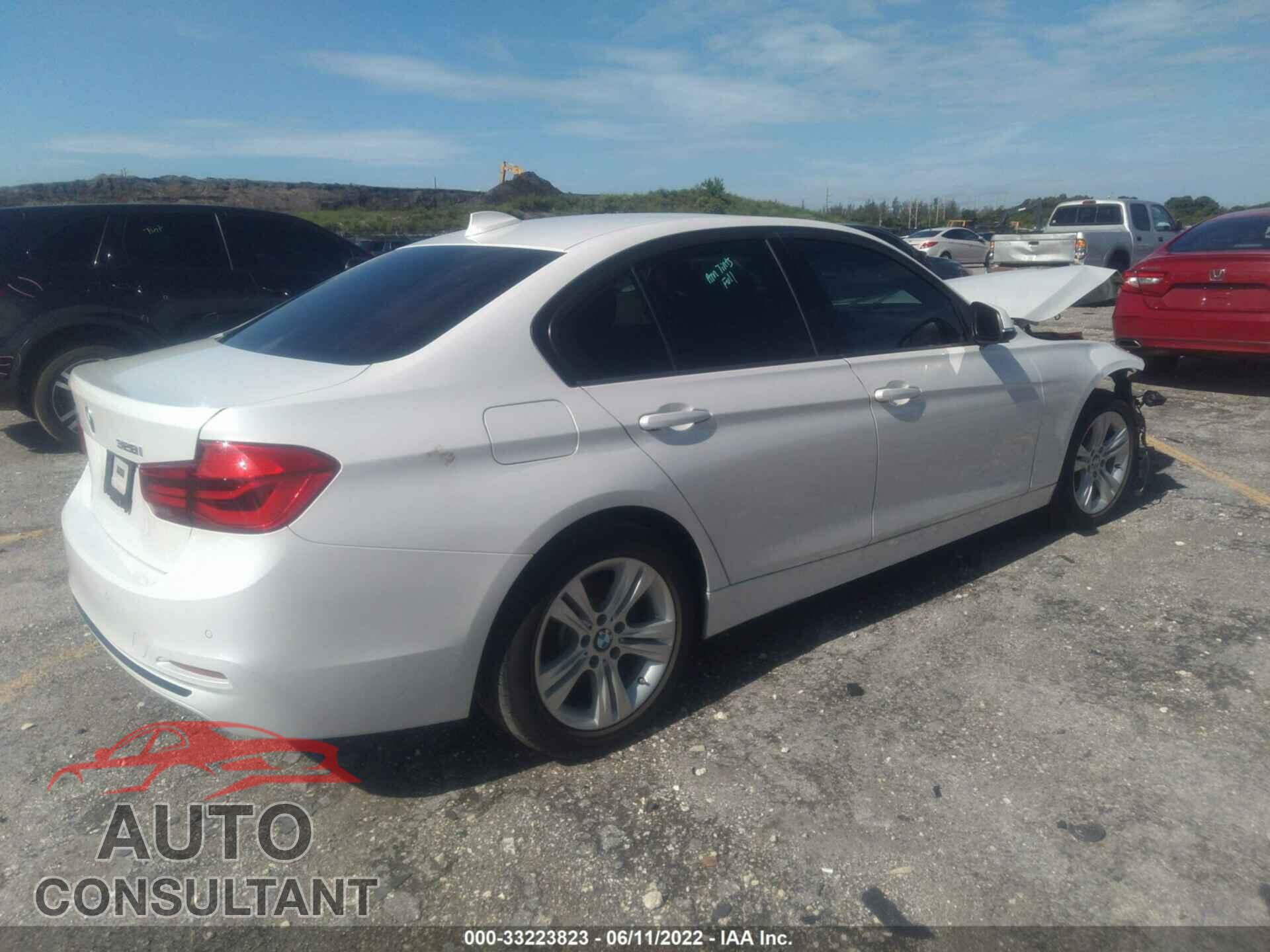 BMW 3 SERIES 2016 - WBA8E3G53GNU05822