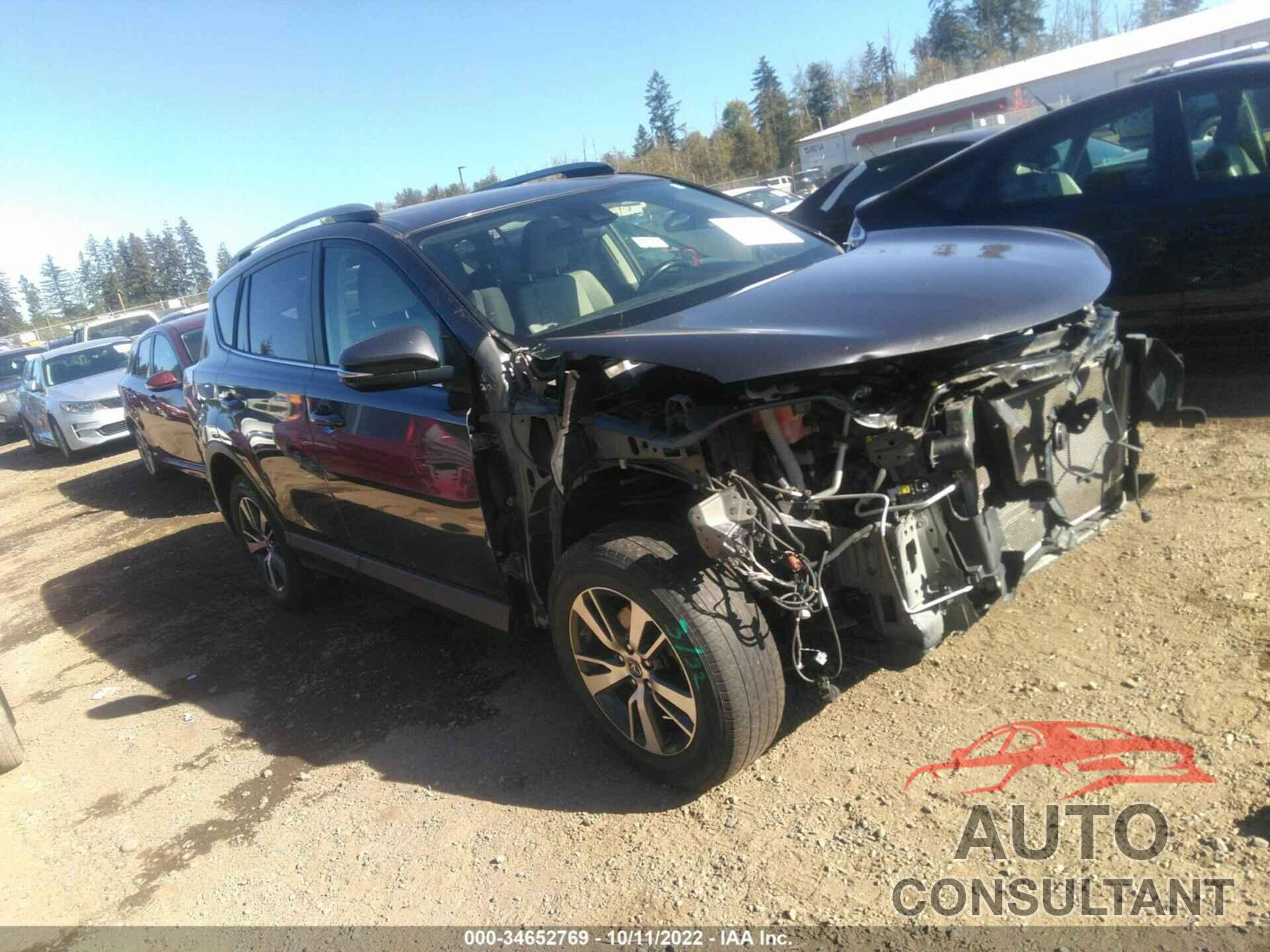 TOYOTA RAV4 2018 - JTMRFREV6JJ245315