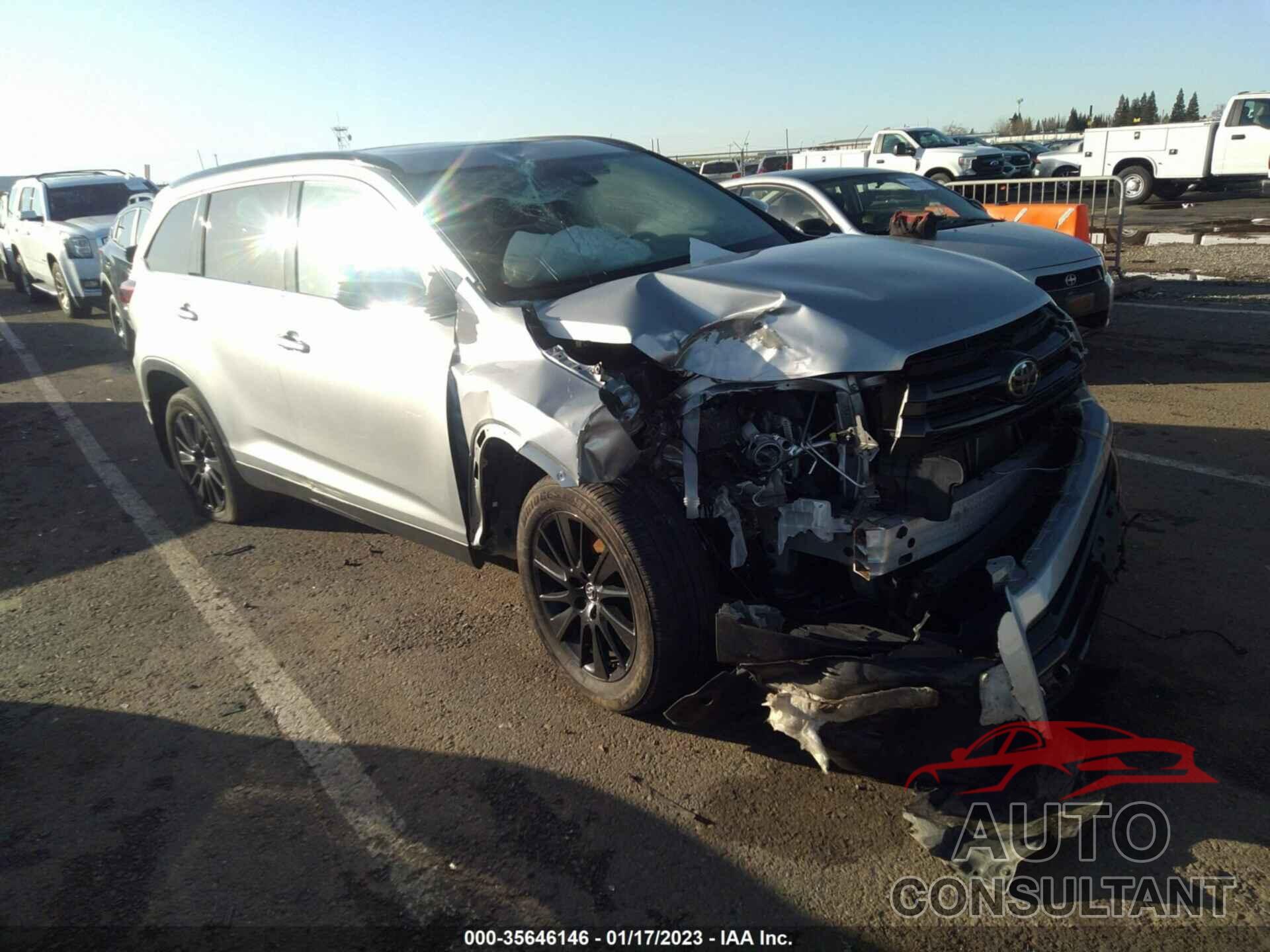 TOYOTA HIGHLANDER 2019 - 5TDJZRFH5KS602534