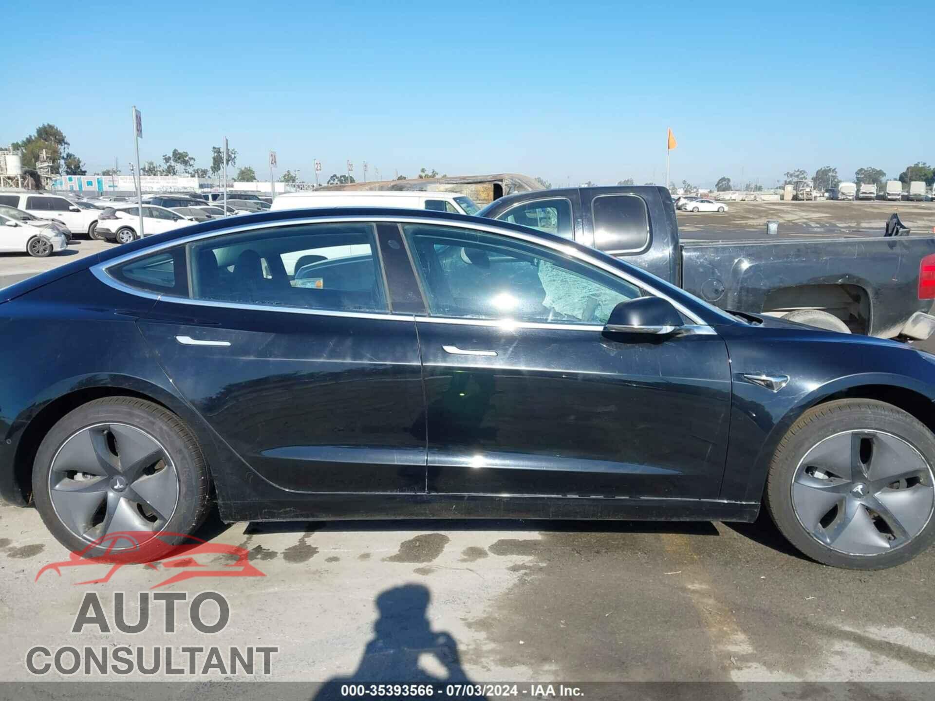TESLA MODEL 3 2018 - 5YJ3E1EA7JF056624
