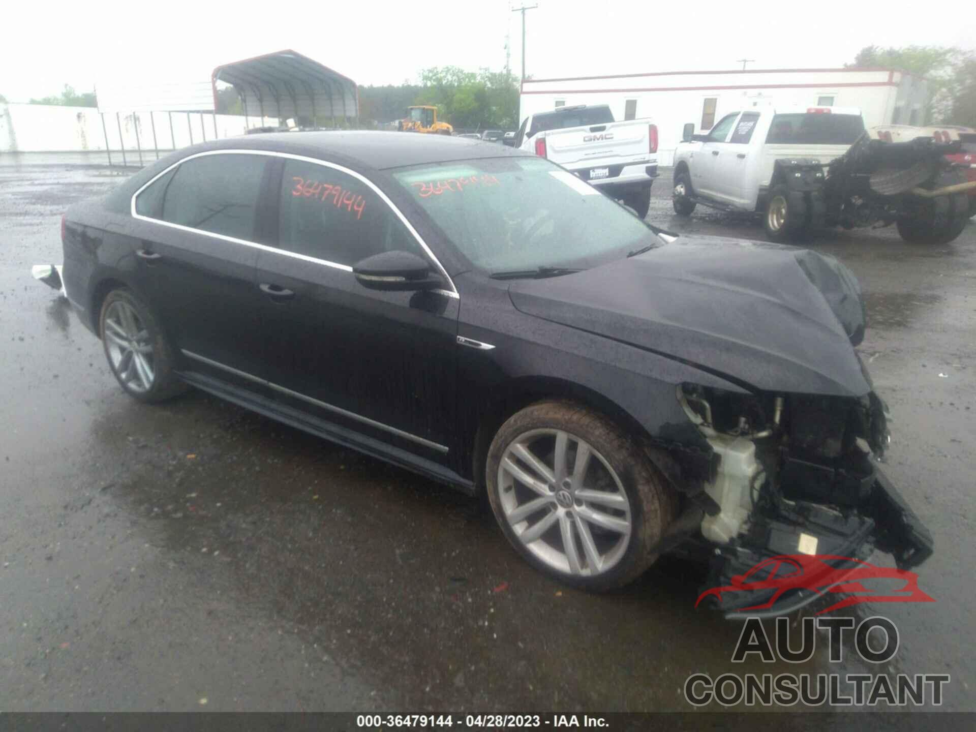 VOLKSWAGEN PASSAT 2017 - 1VWDT7A33HC022916
