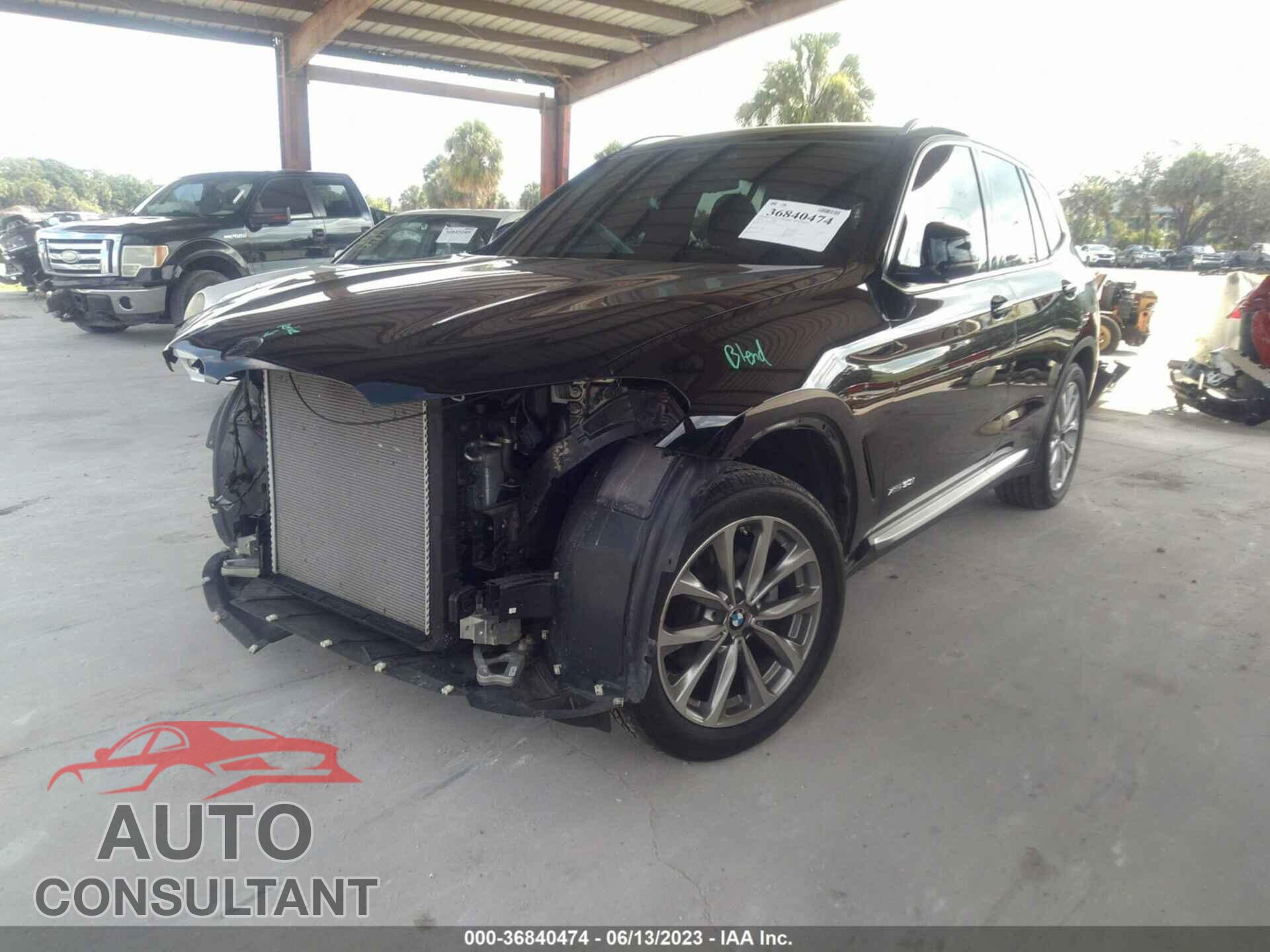 BMW X3 2018 - 5UXTR9C59JLD66071