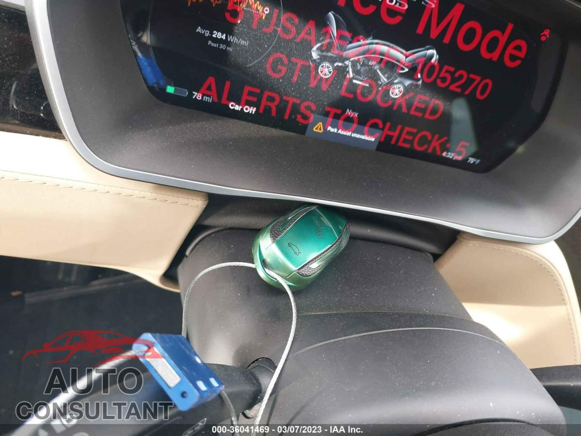 TESLA MODEL S 2015 - 5YJSA1E24FF105270