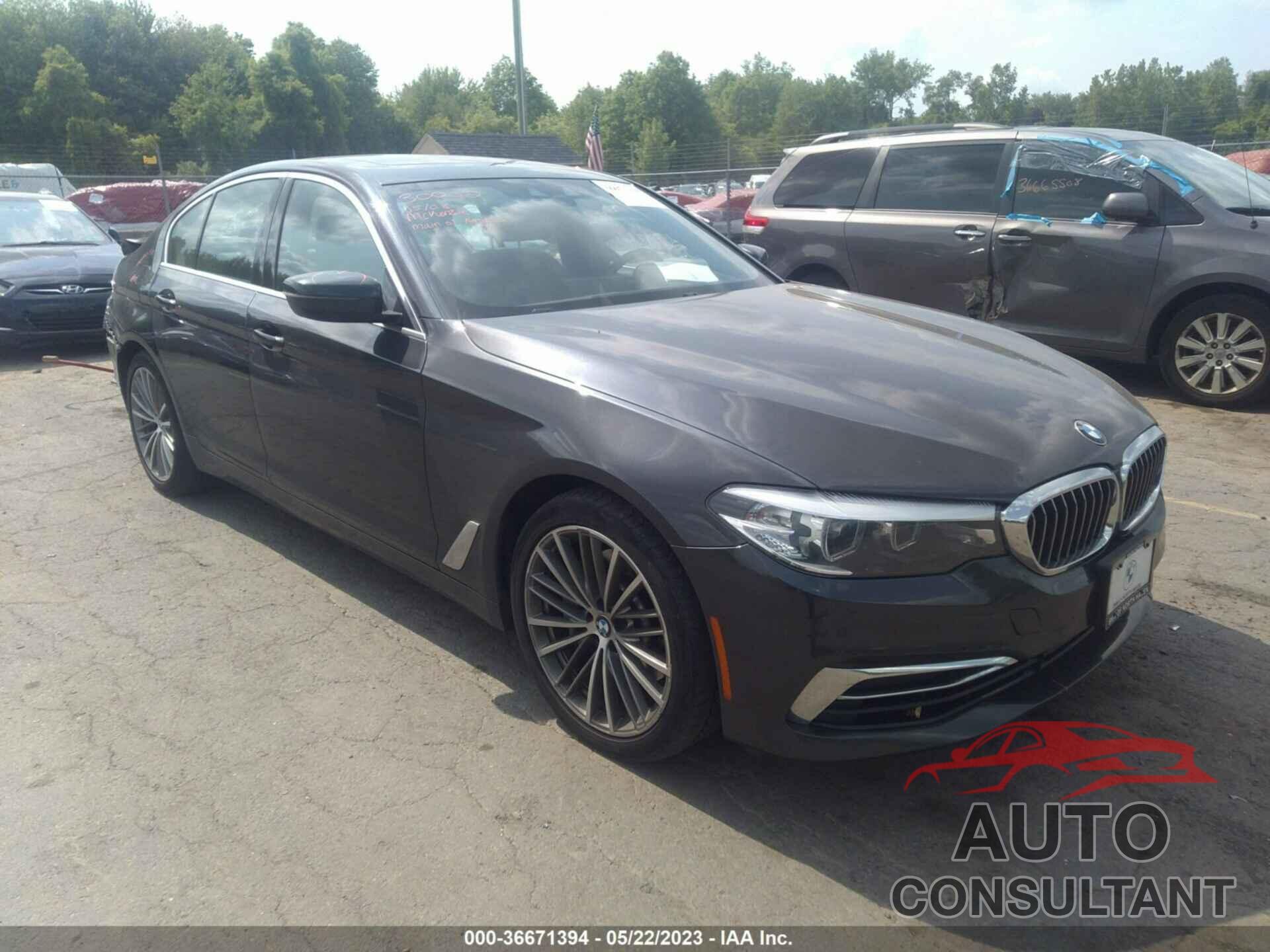 BMW 5 SERIES 2019 - WBAJE7C51KWW18401