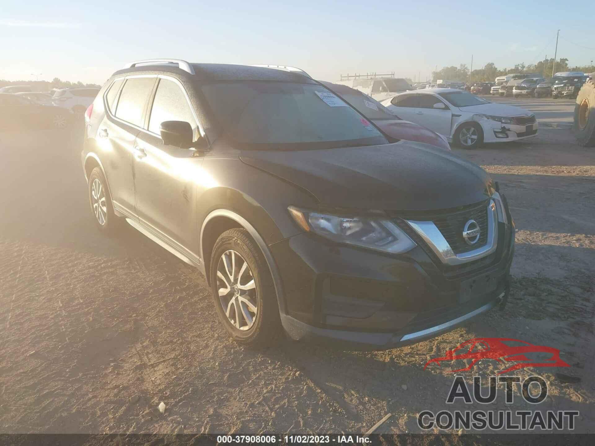 NISSAN ROGUE 2017 - KNMAT2MT8HP507761