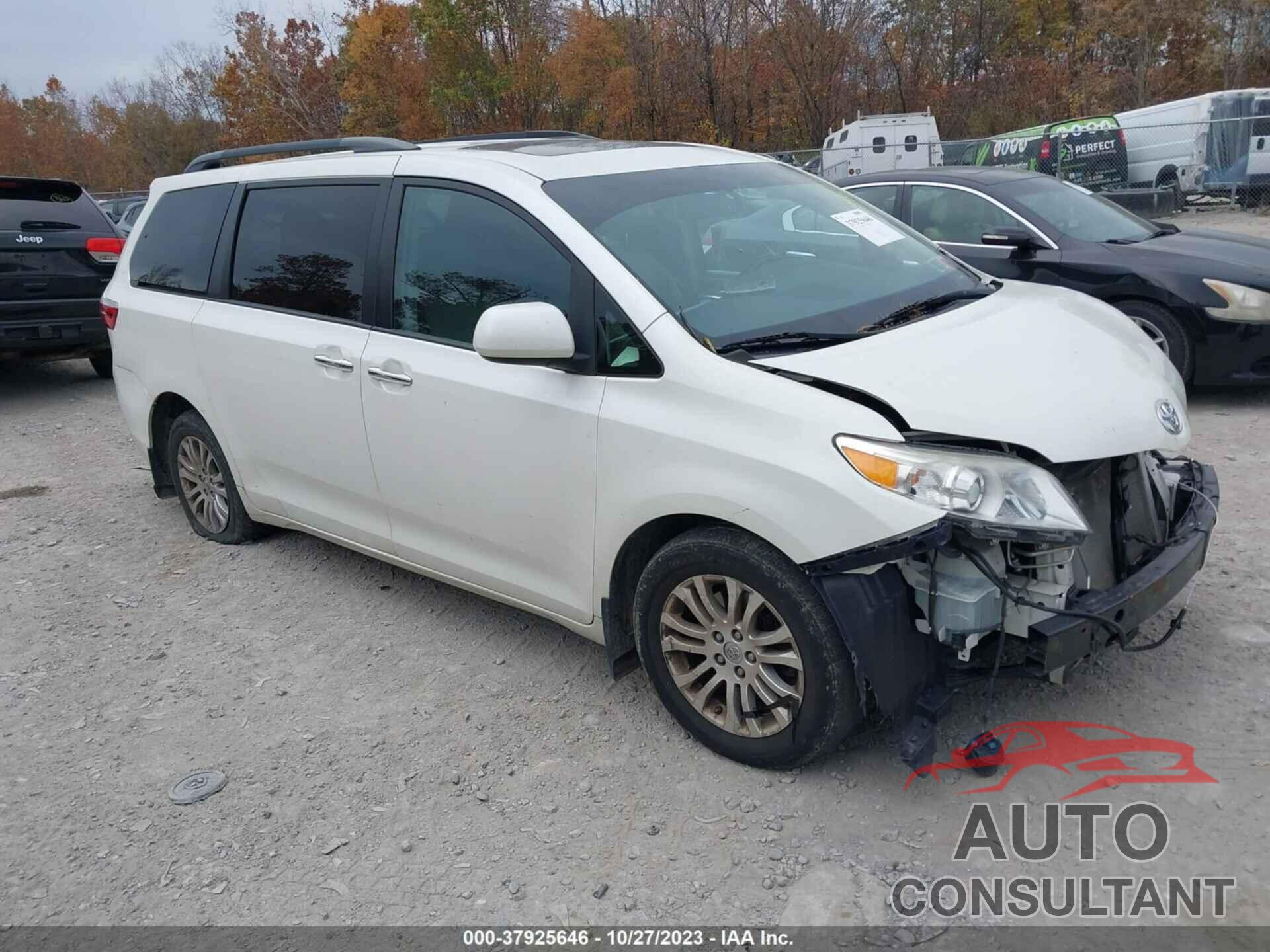 TOYOTA SIENNA 2016 - 5TDYK3DC1GS759153