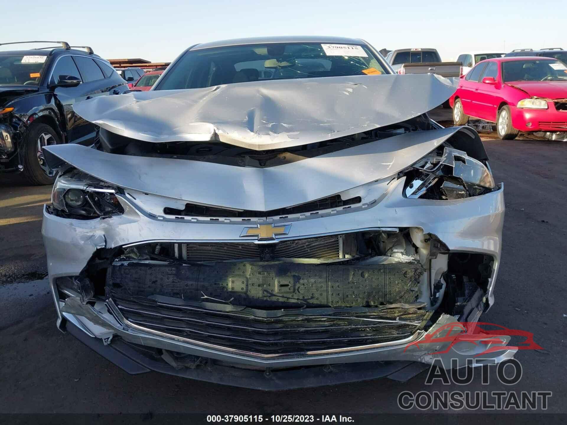 CHEVROLET MALIBU 2017 - 1G1ZE5ST3HF151770