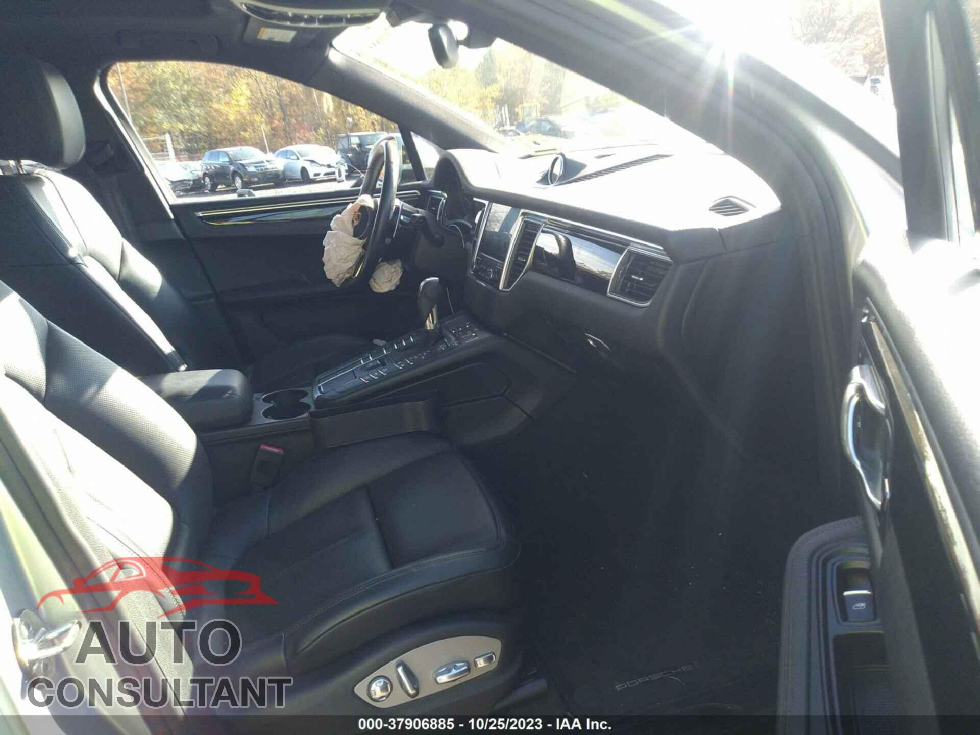 PORSCHE MACAN 2017 - WP1AA2A58HLB06034