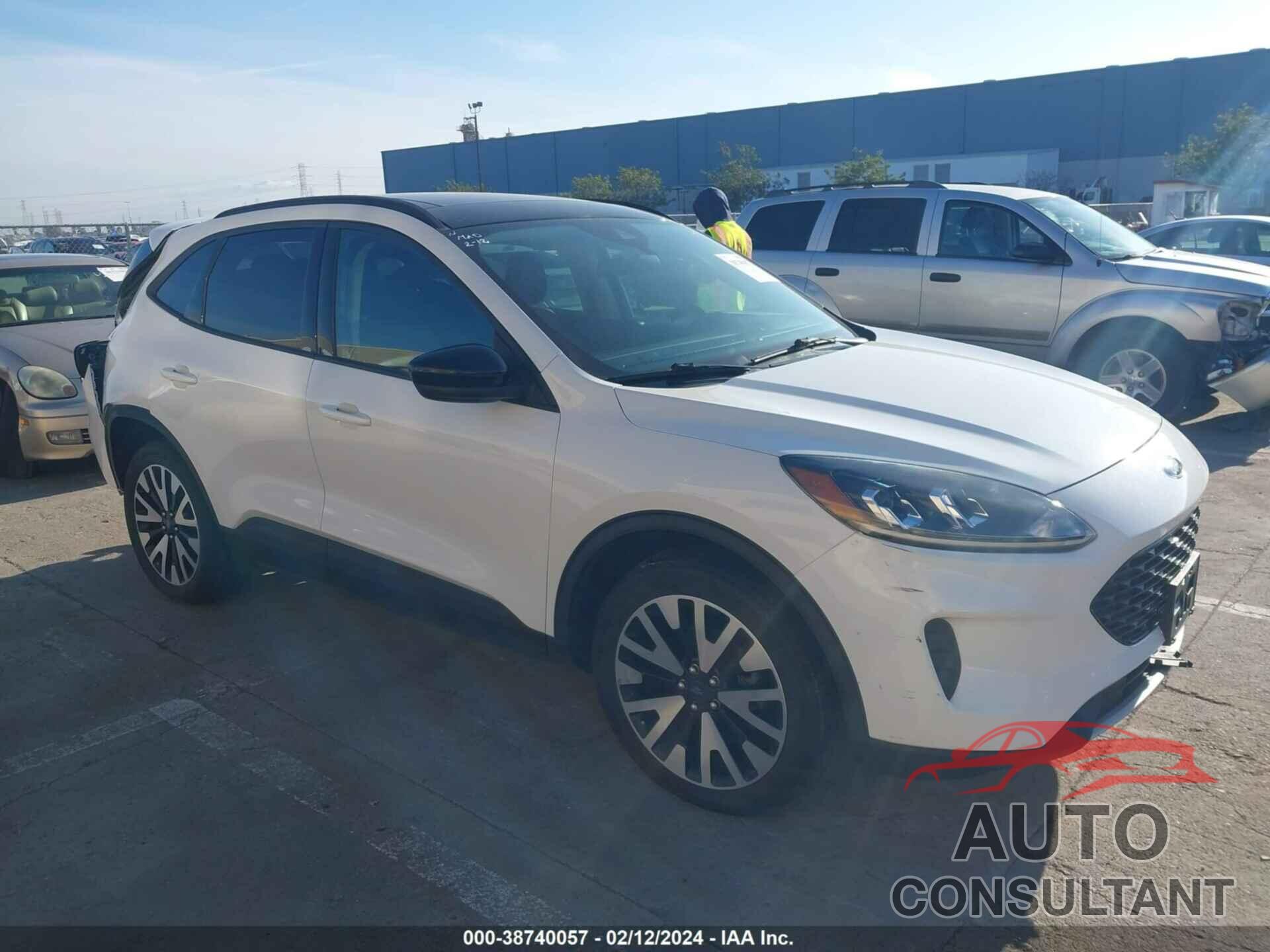 FORD ESCAPE 2020 - 1FMCU9BZ5LUB70591