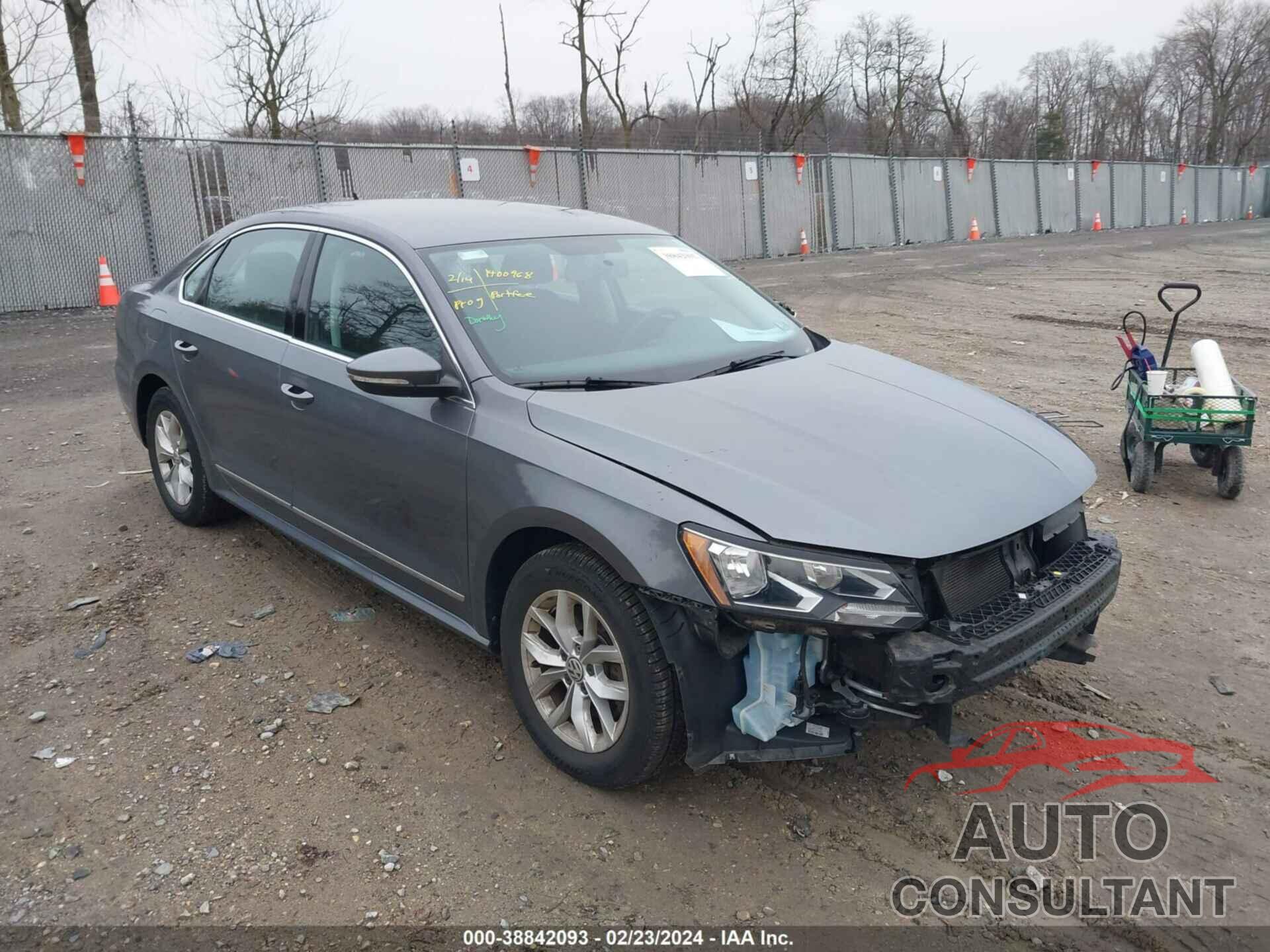 VOLKSWAGEN PASSAT 2016 - 1VWAT7A31GC049601